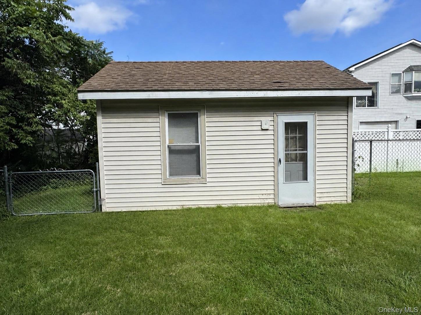 16 Esopus Avenue Property Photo 16