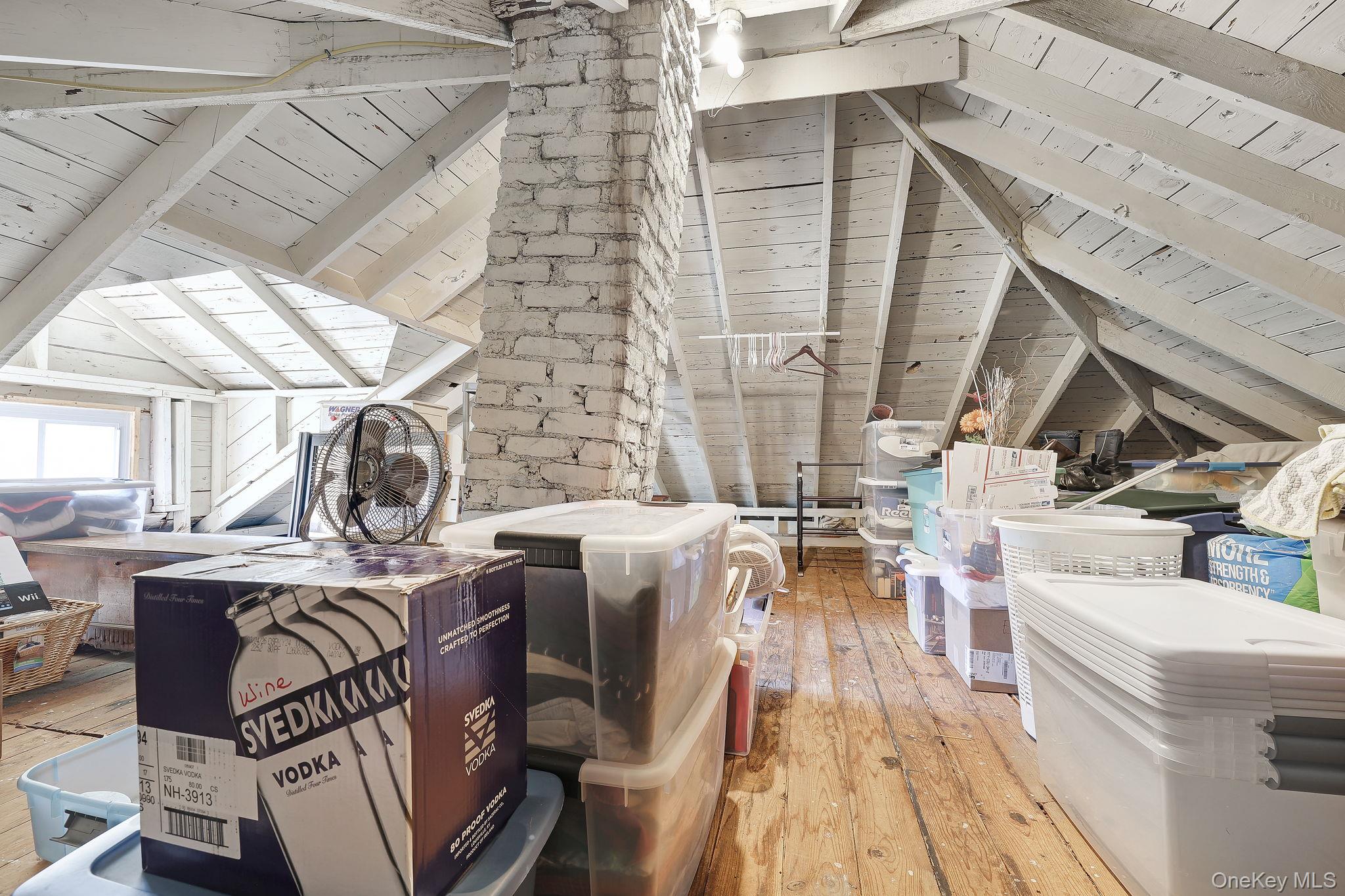 9 Garden Street Property Photo 21