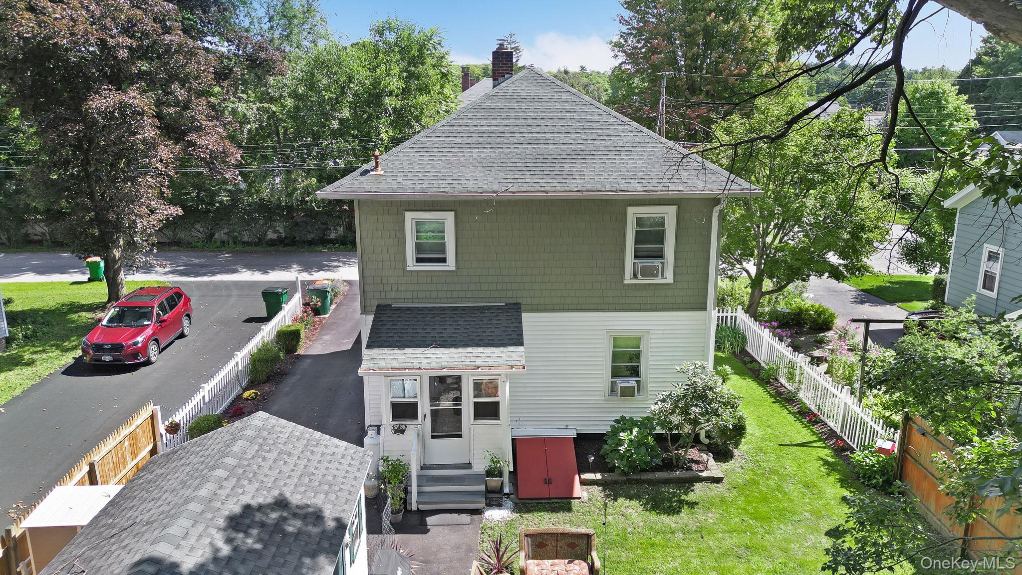 9 Garden Street Property Photo 39