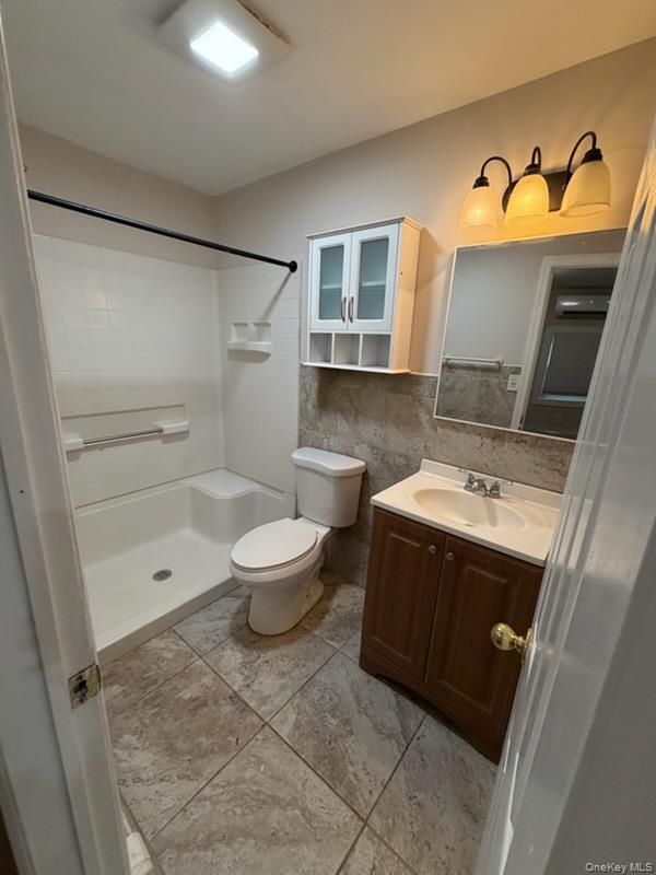 14 Locust Street Property Photo 2