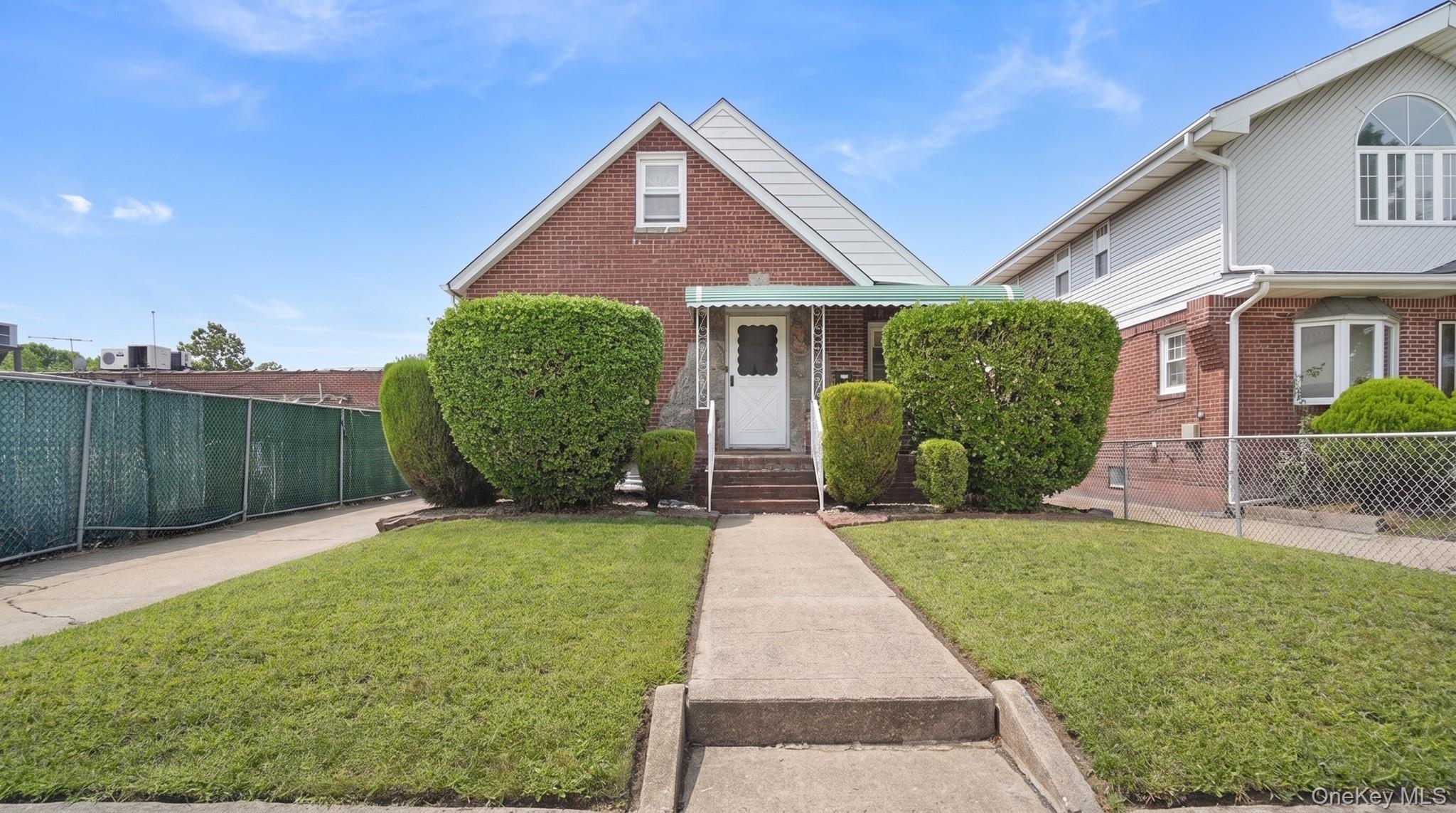 83-50 257th Street Property Photo 3