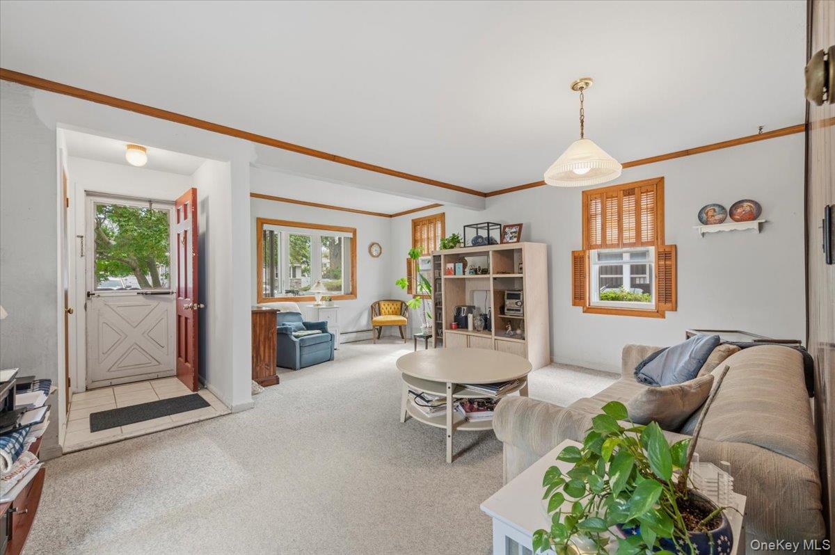 1915 Carroll Avenue Property Photo 4