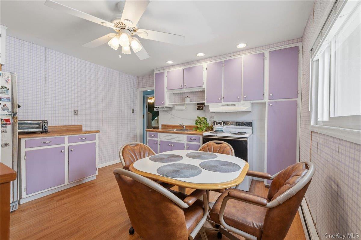 1915 Carroll Avenue Property Photo 9