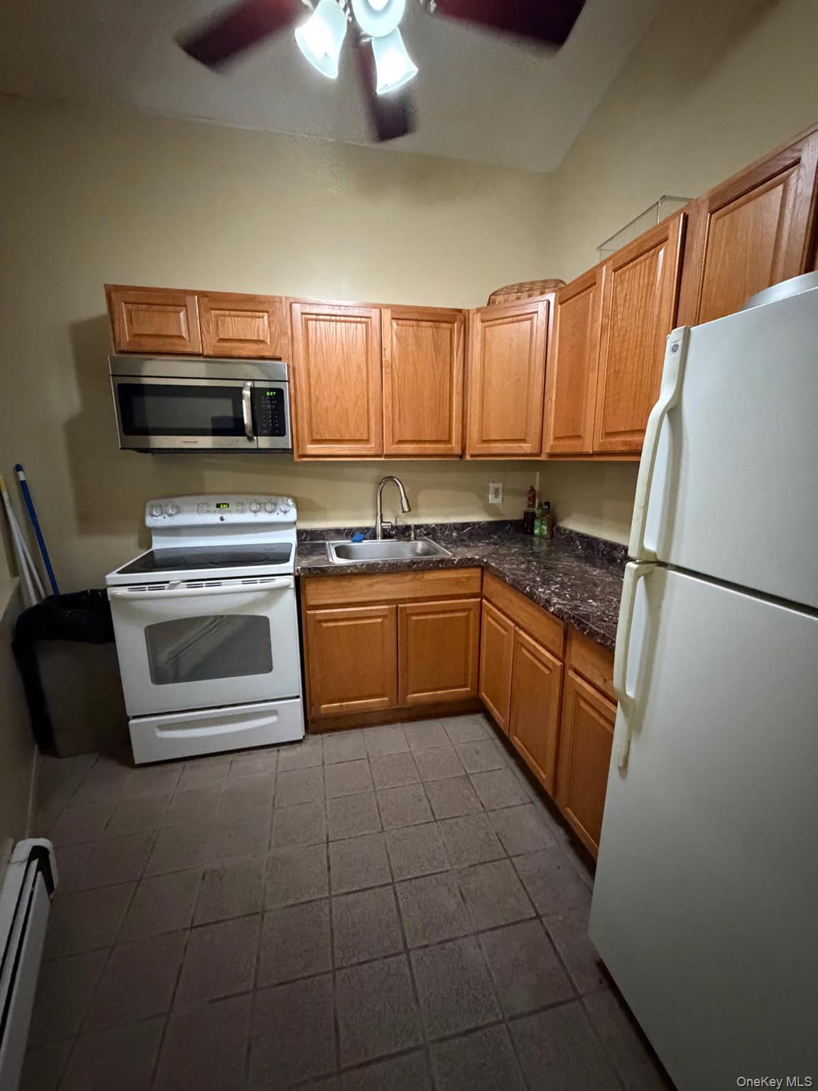 2435 Union Boulevard 7b Property Photo 19