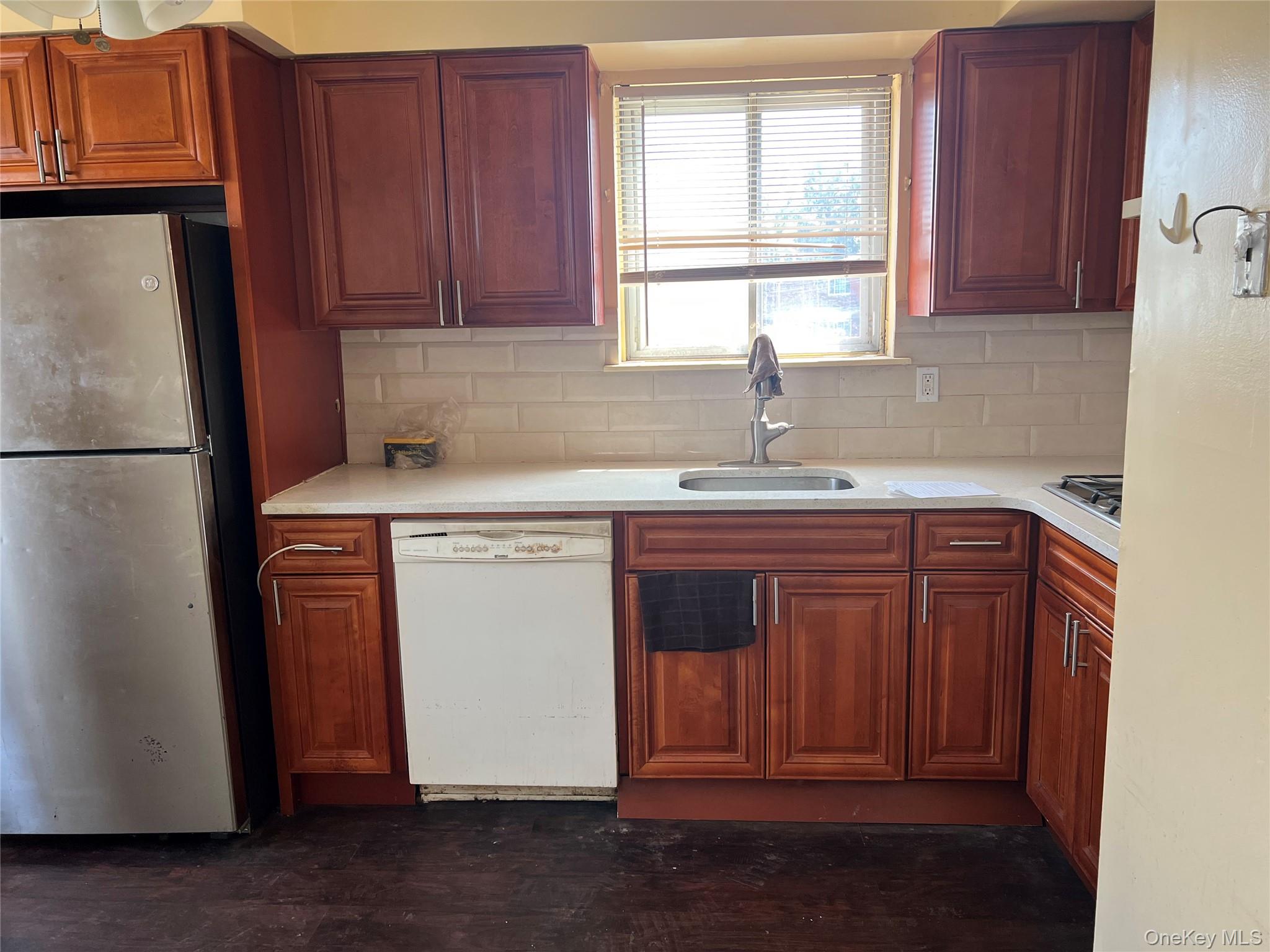 18604 140th Avenue Property Photo 3