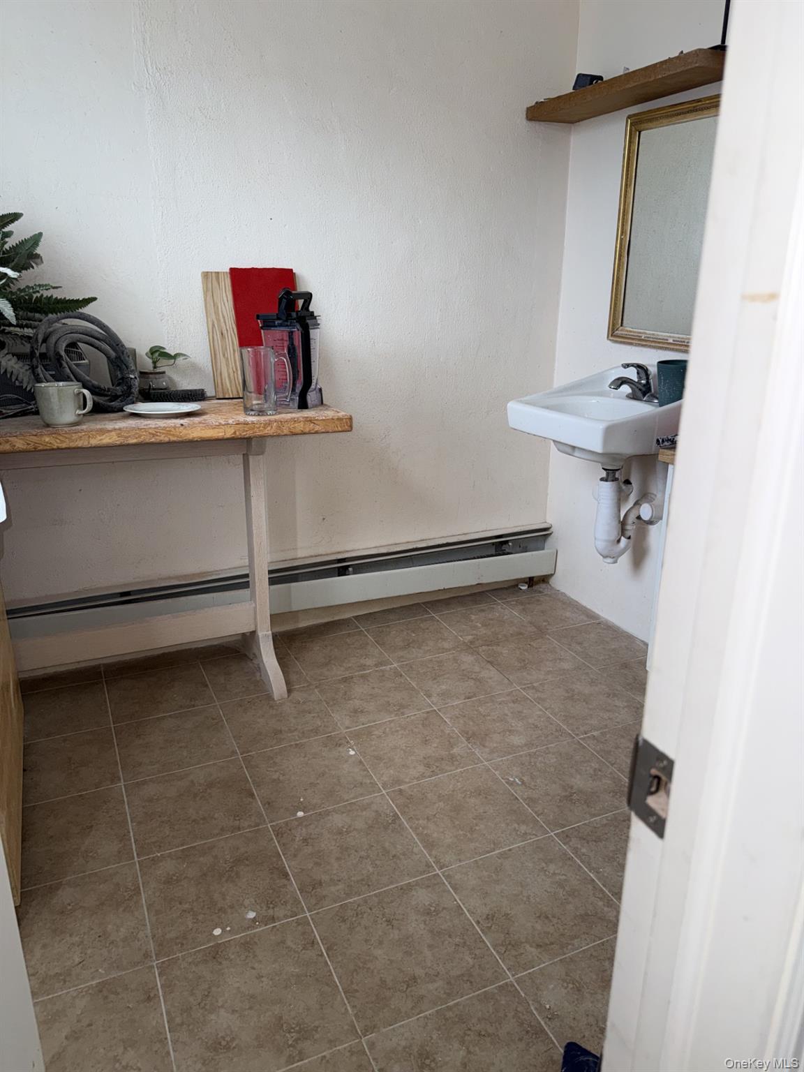 20 N Hillside Avenue Property Photo 5