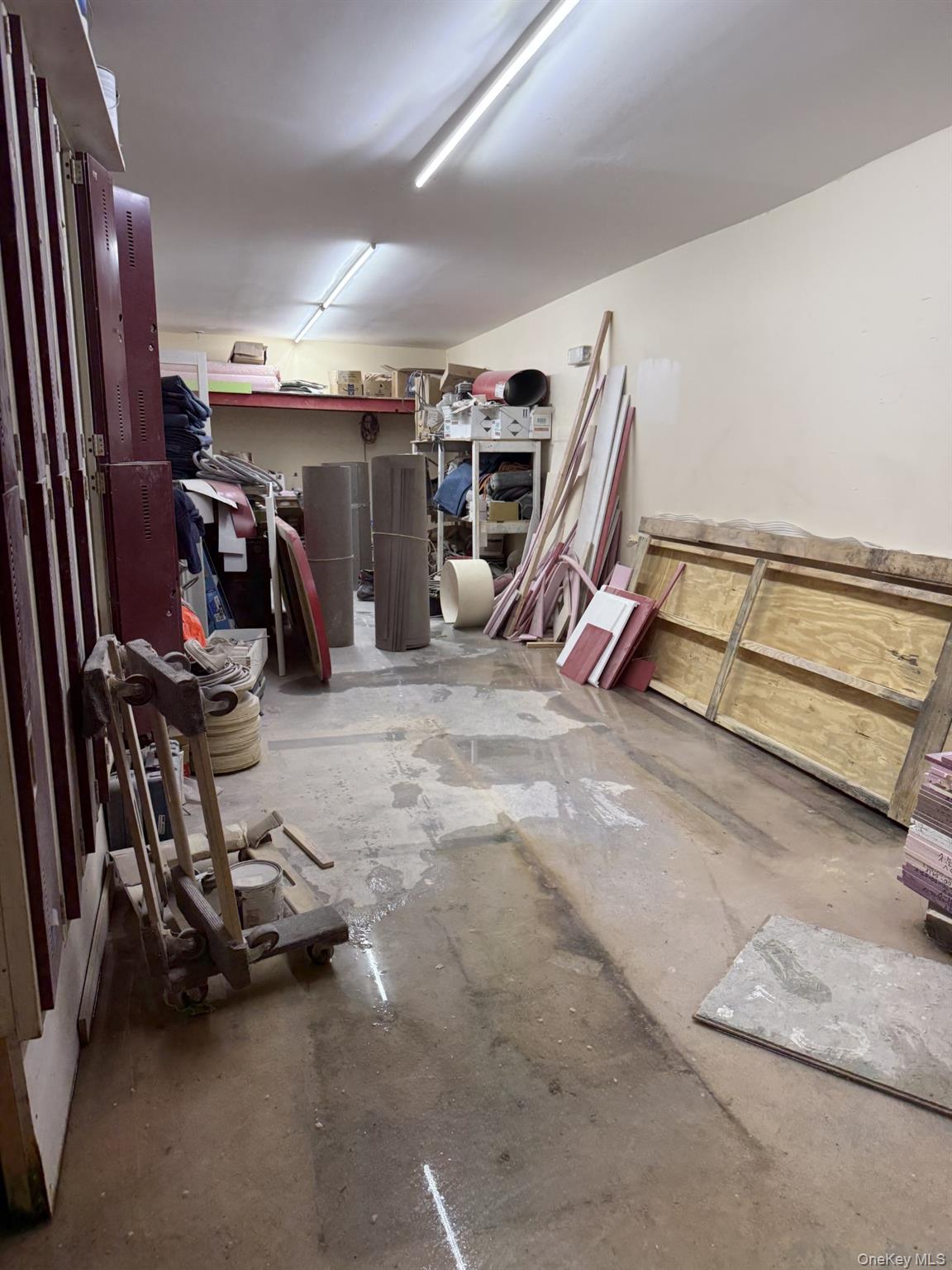 20 N Hillside Avenue Property Photo 7