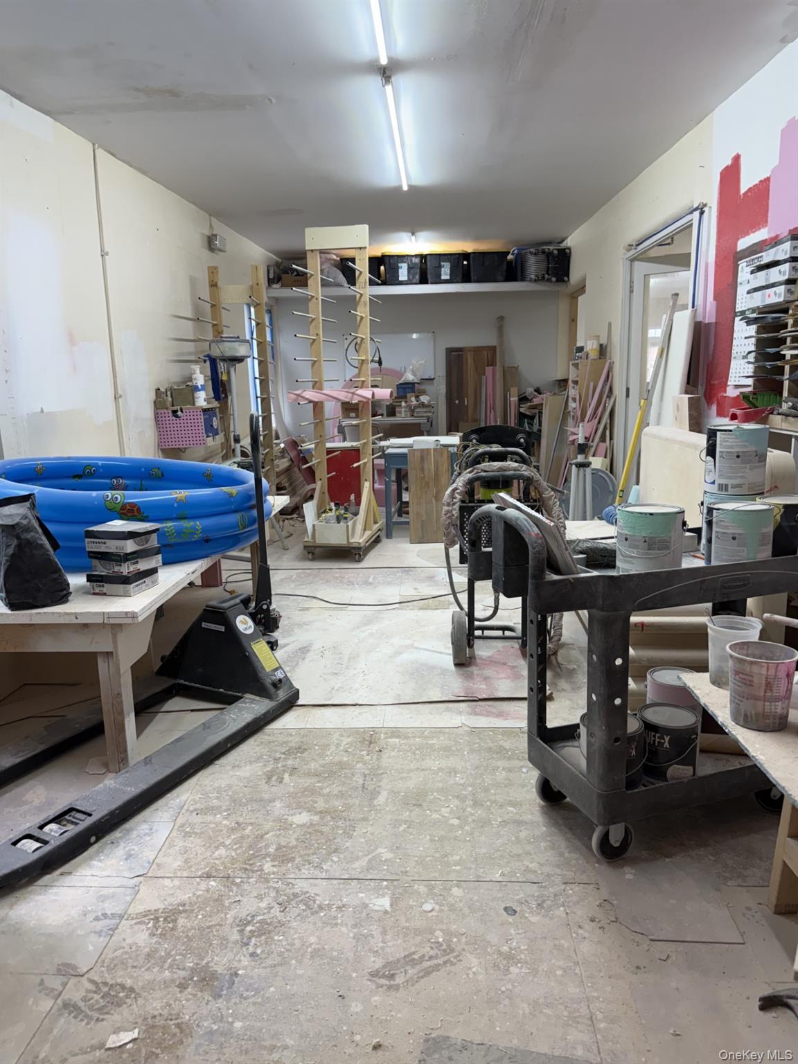 20 N Hillside Avenue Property Photo 8