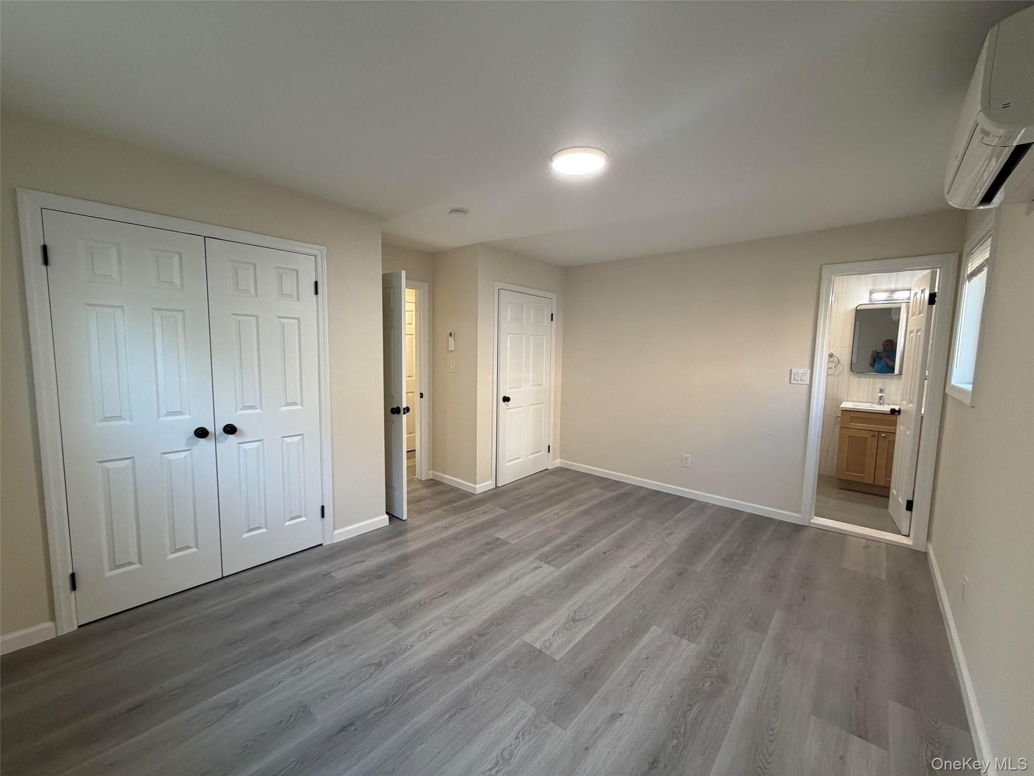 14 Cornwall Lane Property Photo 9