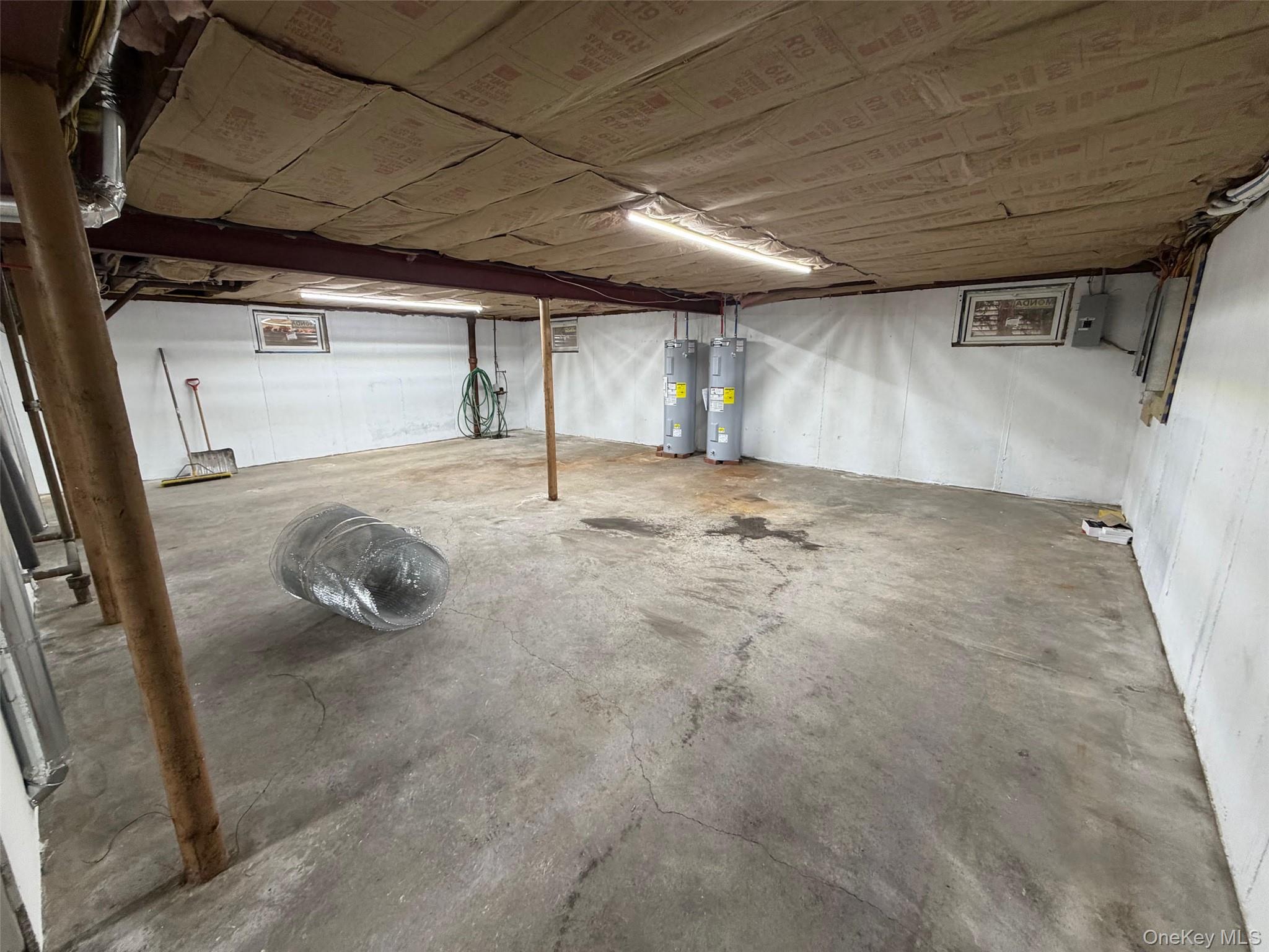 14 Cornwall Lane Property Photo 13