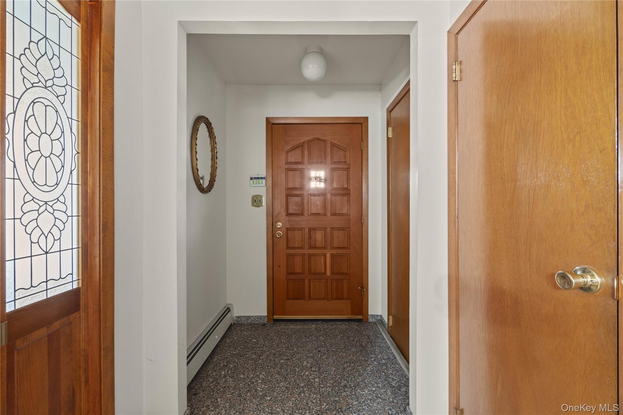 900 Vincent Avenue Property Photo 5