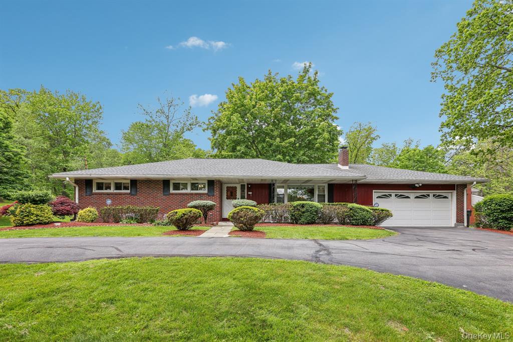 57 Edgewood Drive Property Photo 2