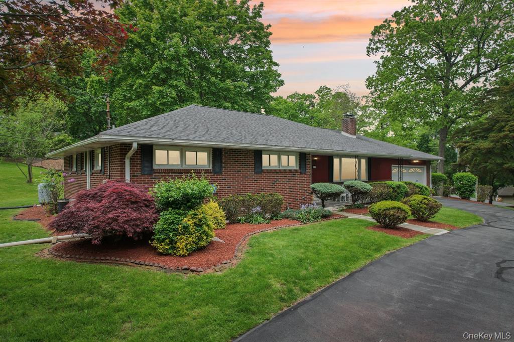 57 Edgewood Drive Property Photo 3