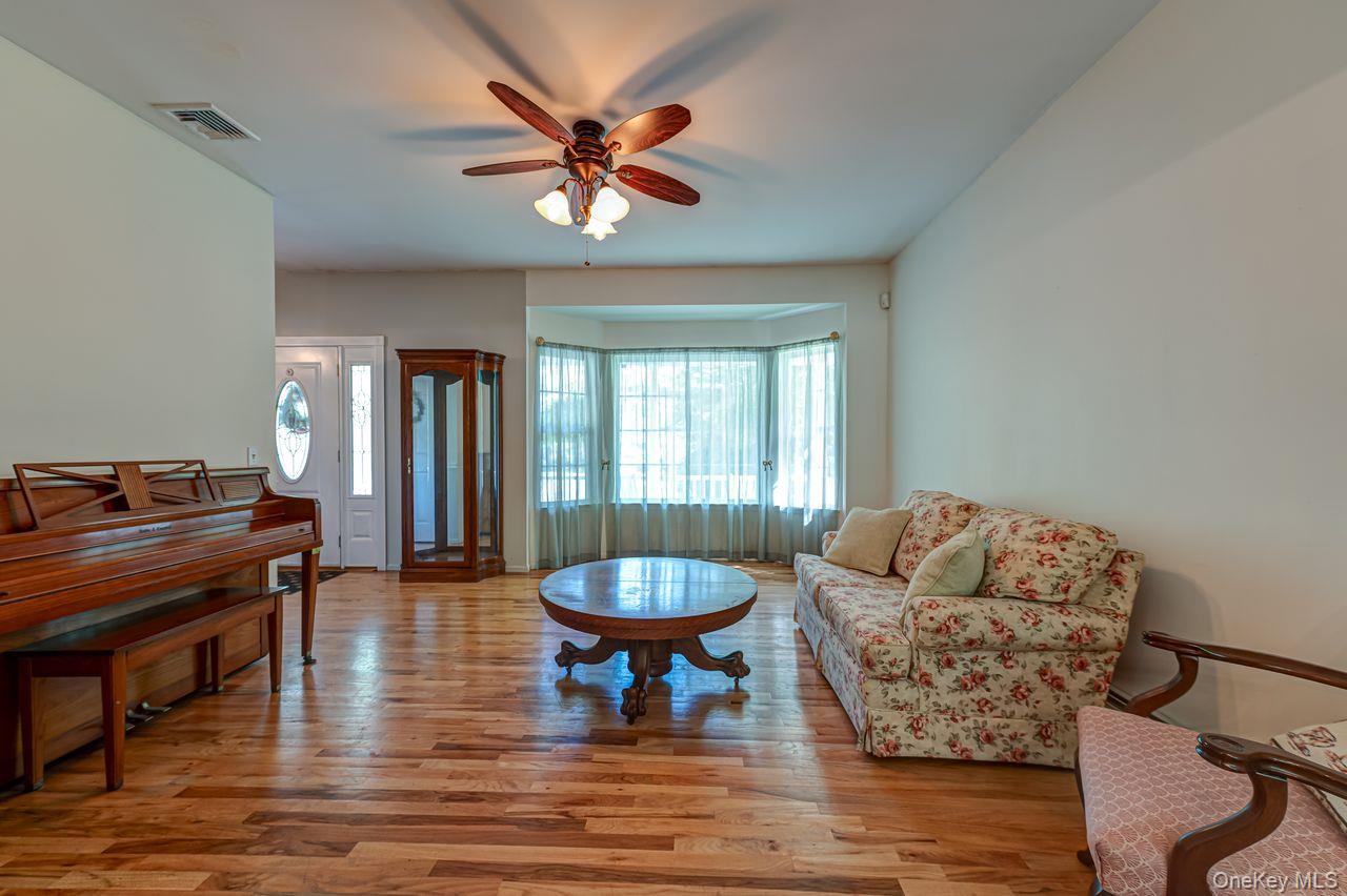 4 Fable Road Property Photo 6