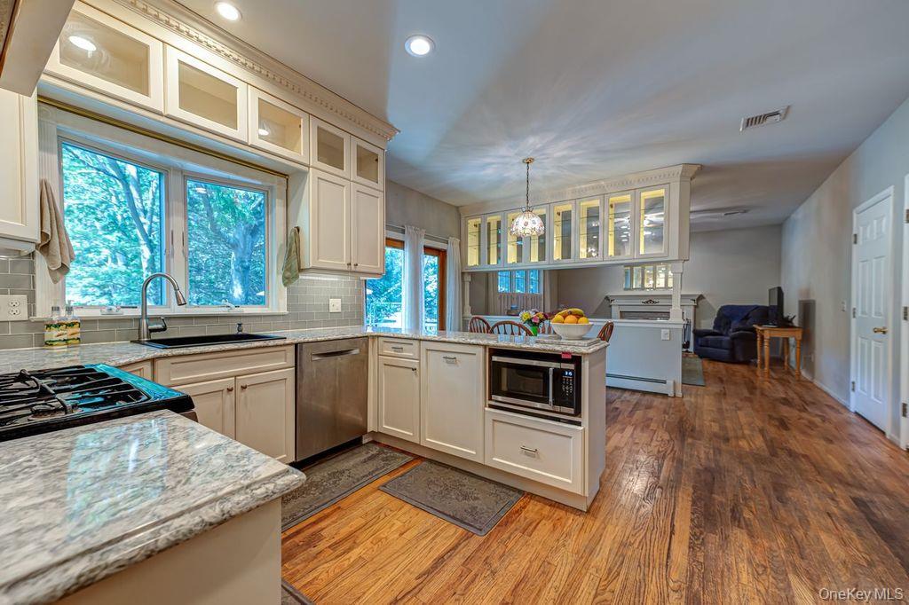 4 Fable Road Property Photo 8