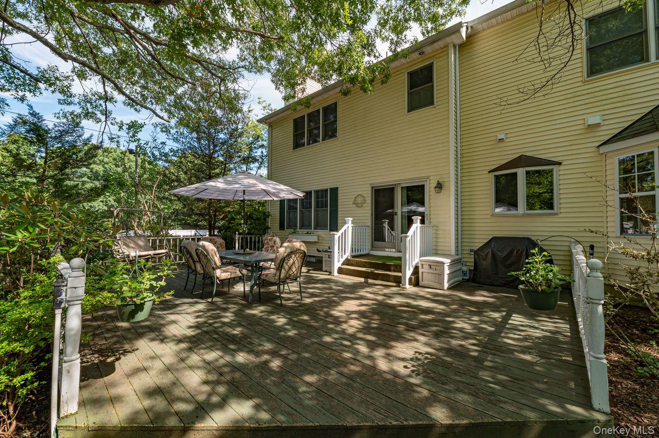 4 Fable Road Property Photo 22