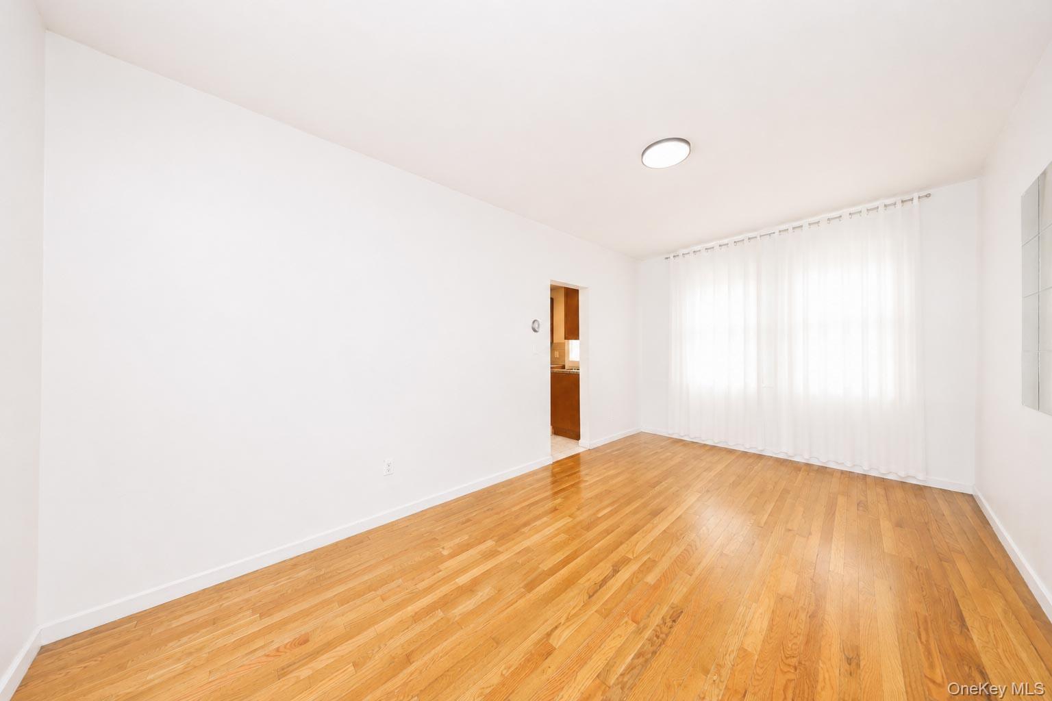 30 West End Avenue 6 Property Photo 6