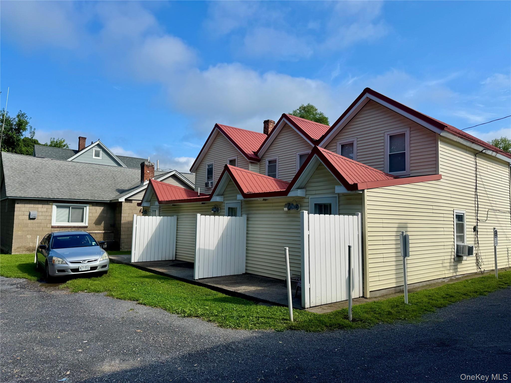 11-13 Wiltwyck Avenue Property Photo 5