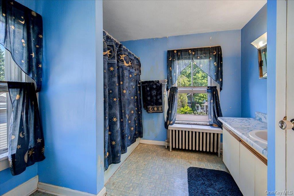 5 Maple Street Property Photo 18