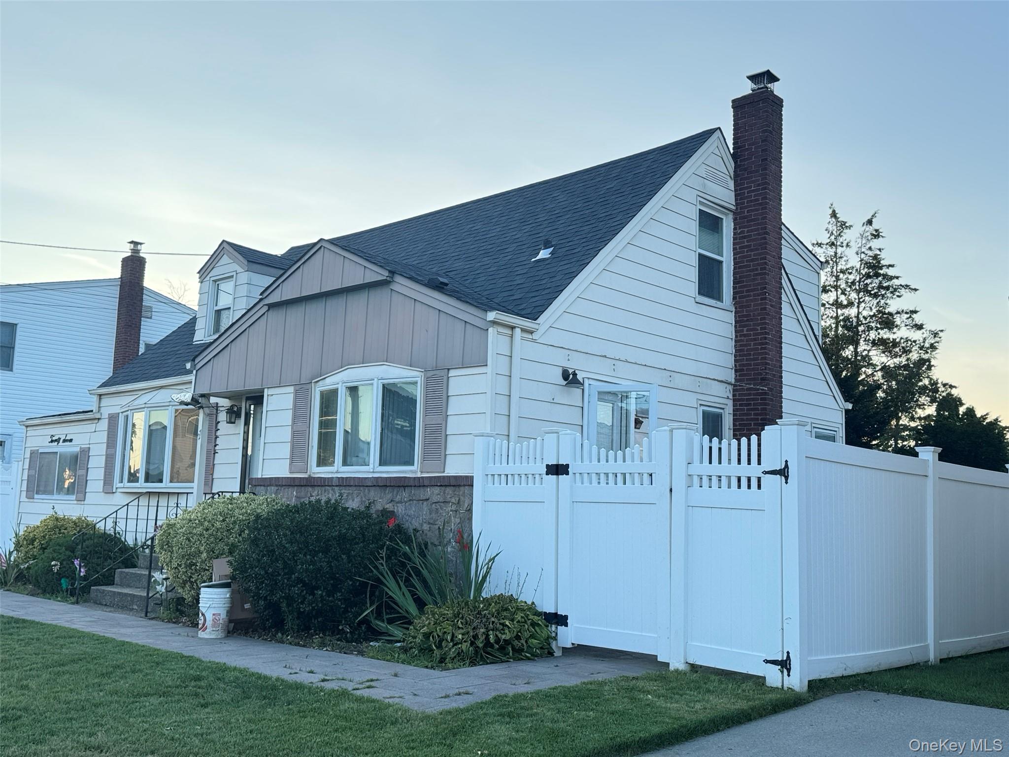 27 Edward Street Property Photo 2