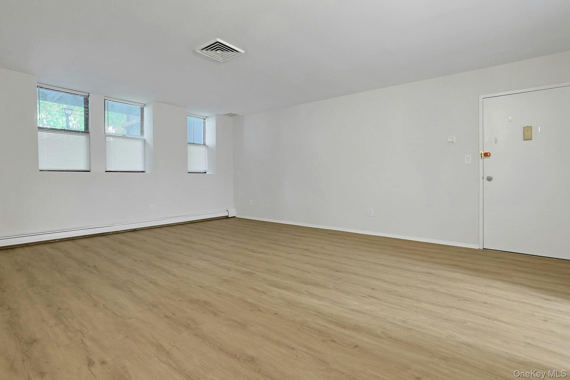 60 Kensico Road 13 Property Photo 4