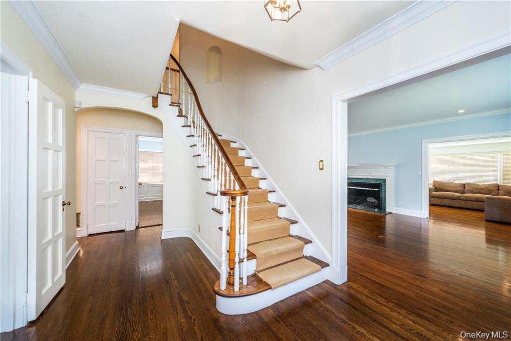 25 Jerome Avenue Property Photo 2