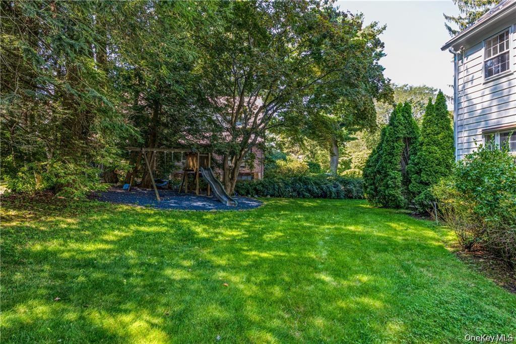 25 Jerome Avenue Property Photo 23