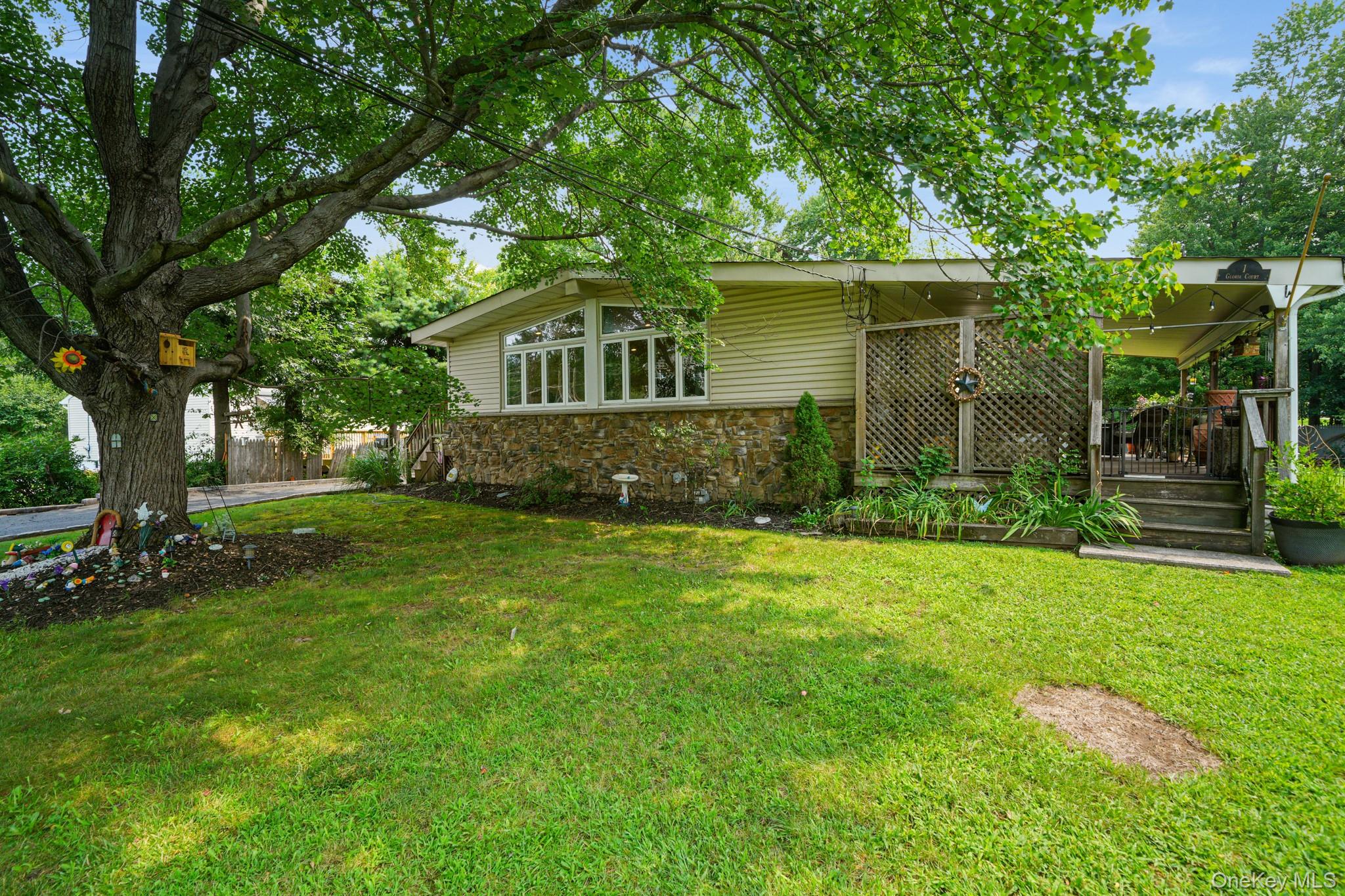 1 Gloria Court Property Photo 1