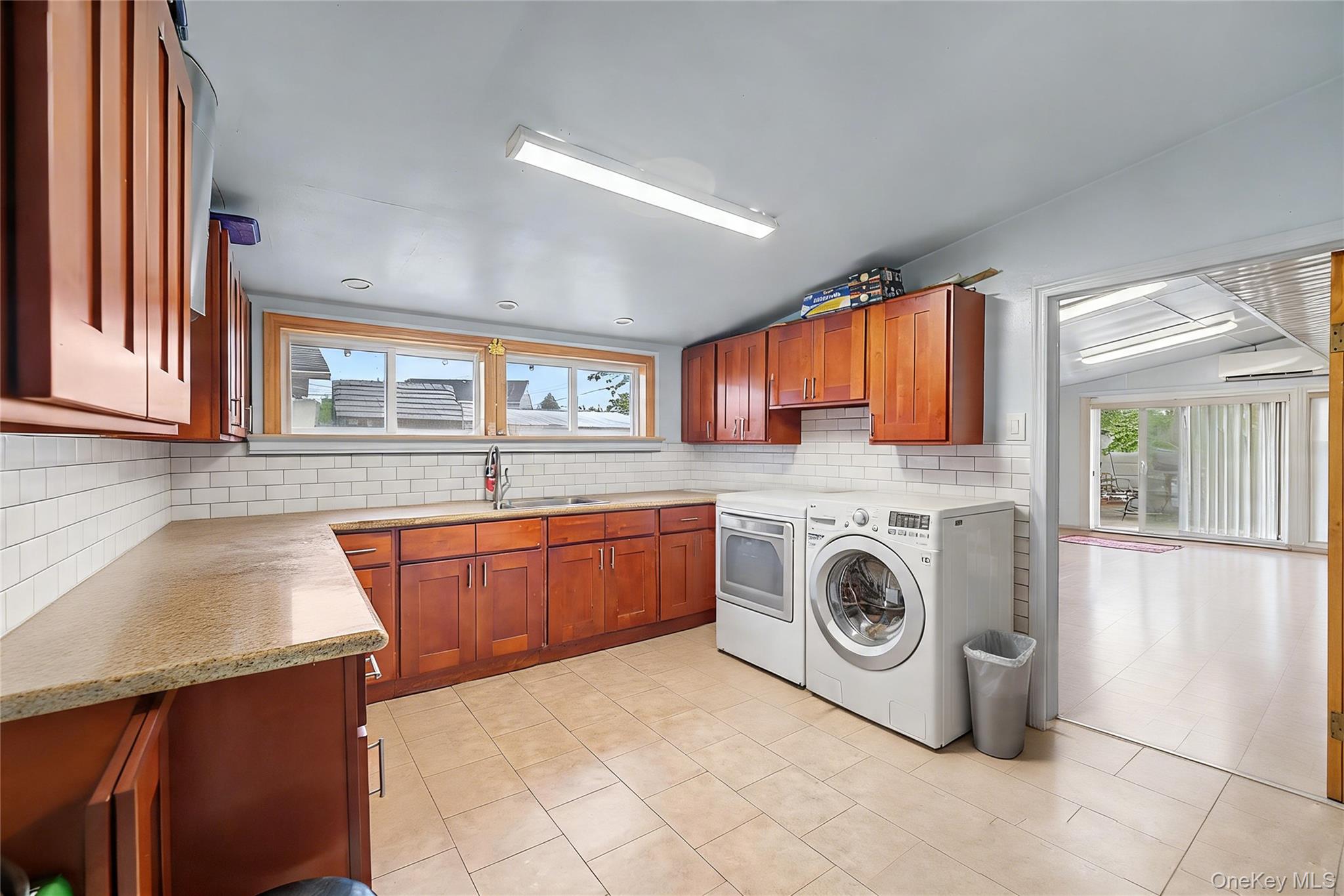 210 Spindle Road Property Photo 4