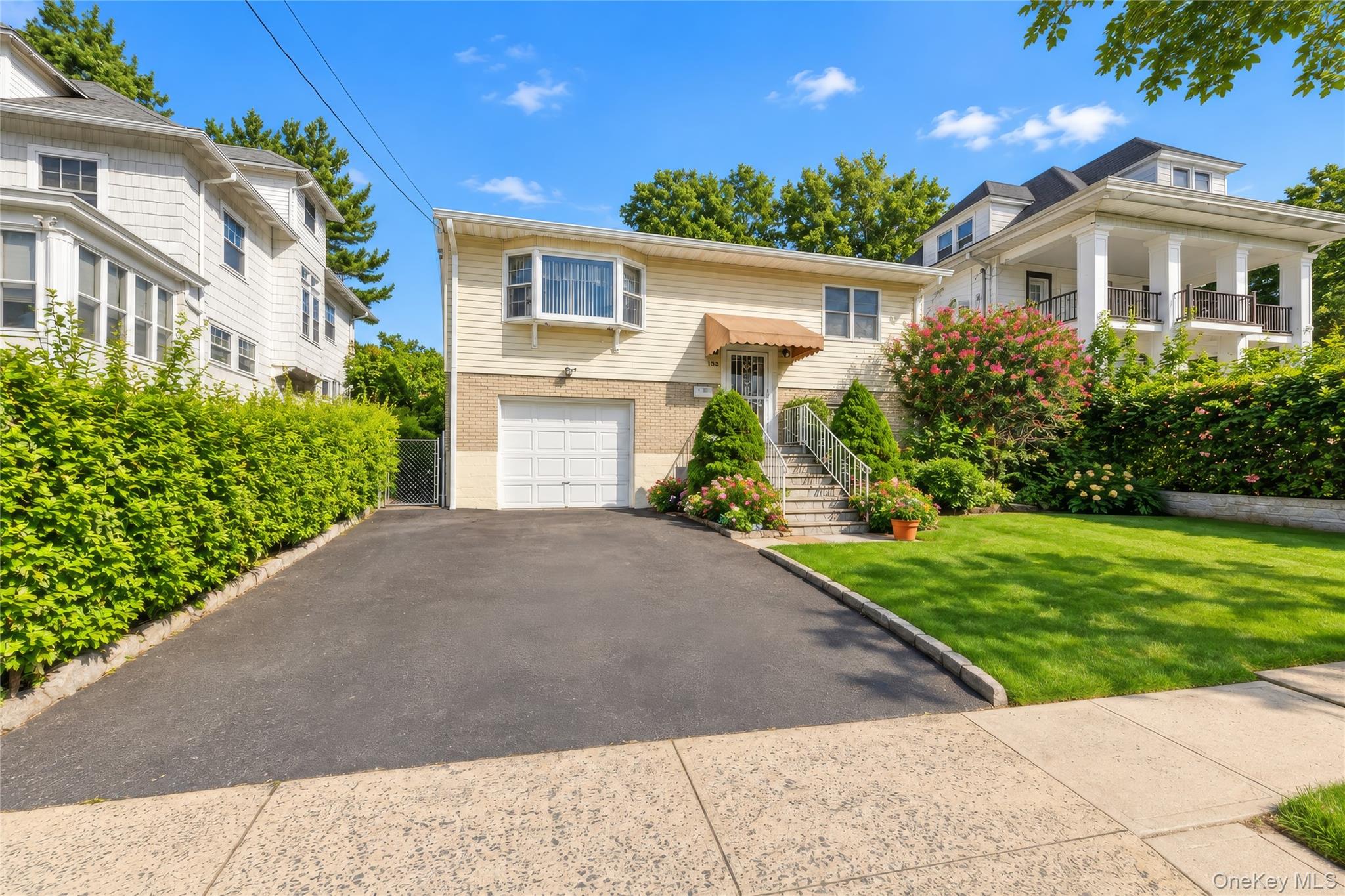152 Van Cortlandt Pk Avenue Property Photo 2