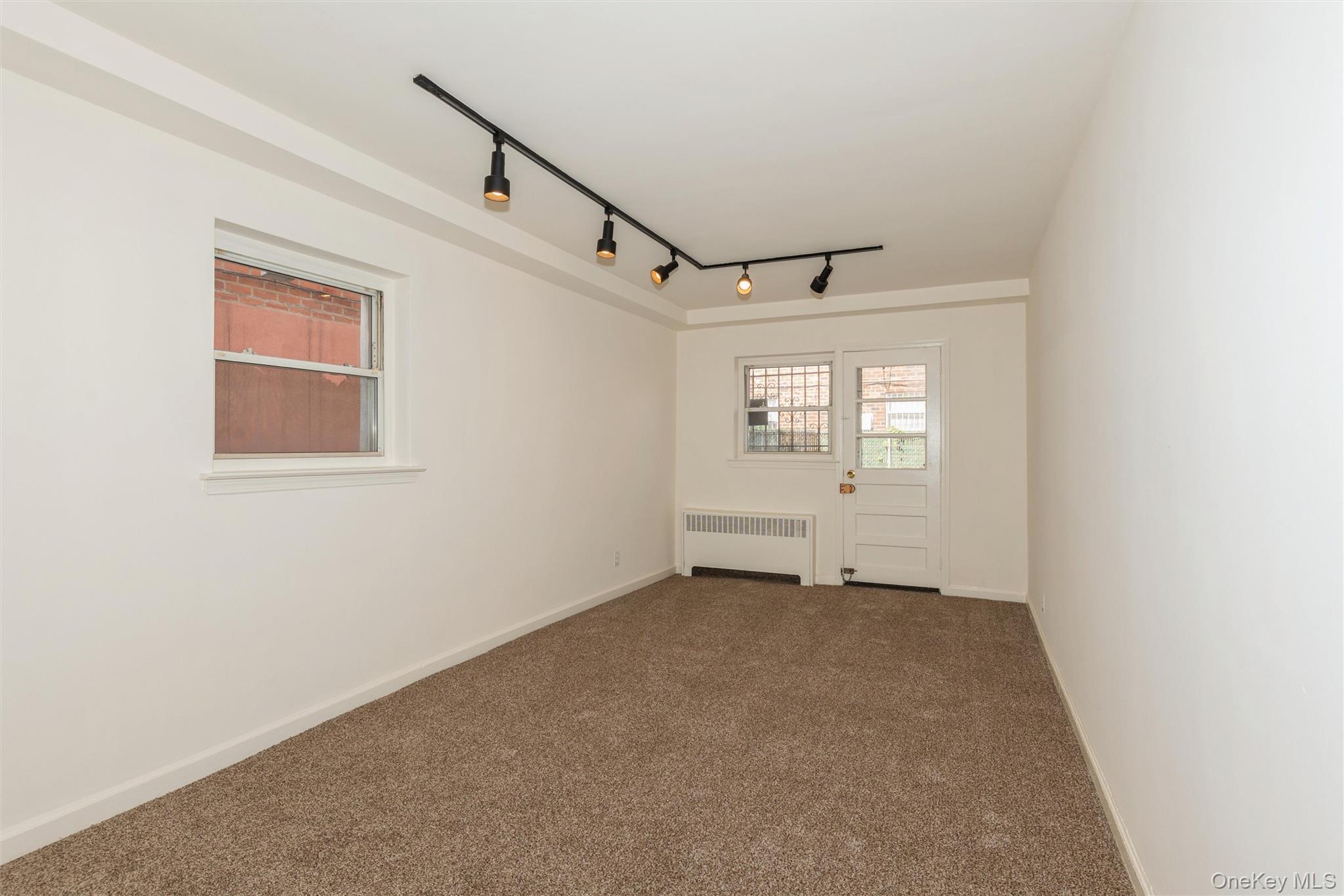 5104 67th Street Property Photo 4