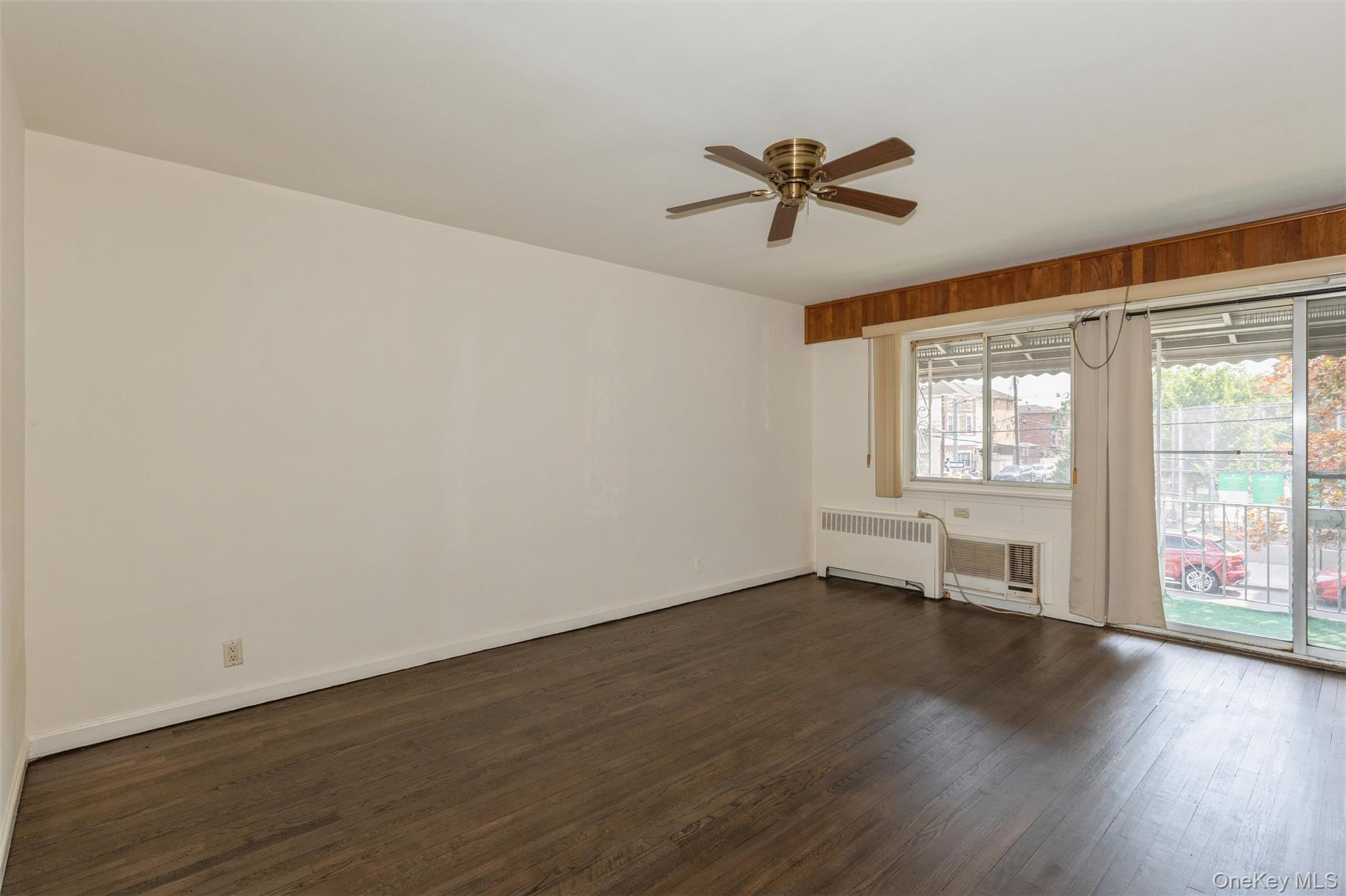 5104 67th Street Property Photo 10
