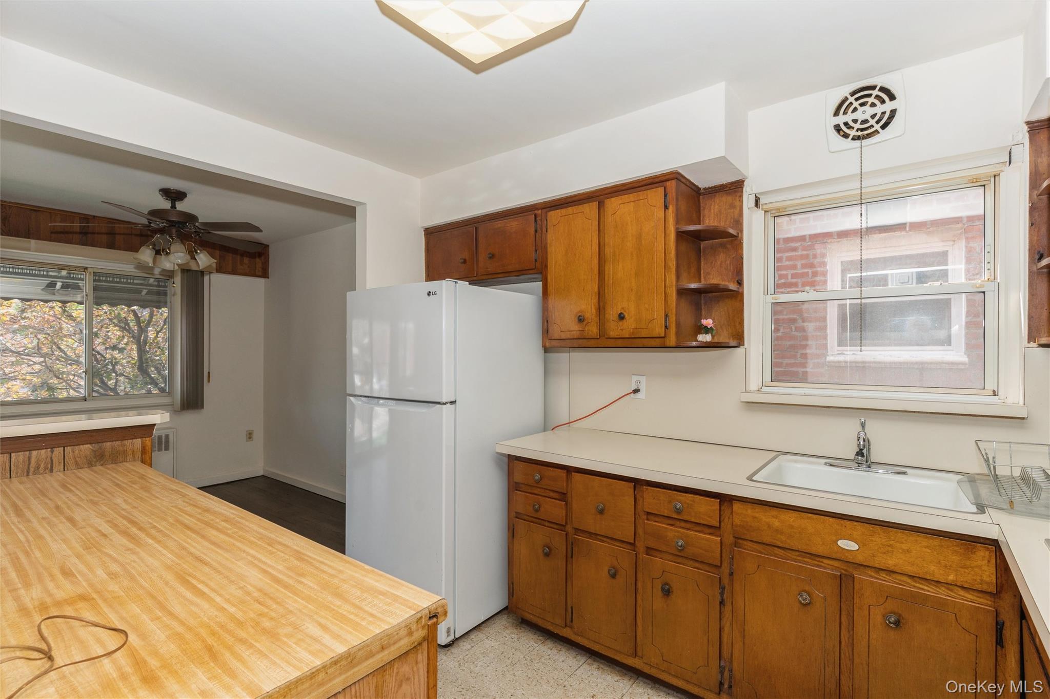 5104 67th Street Property Photo 15