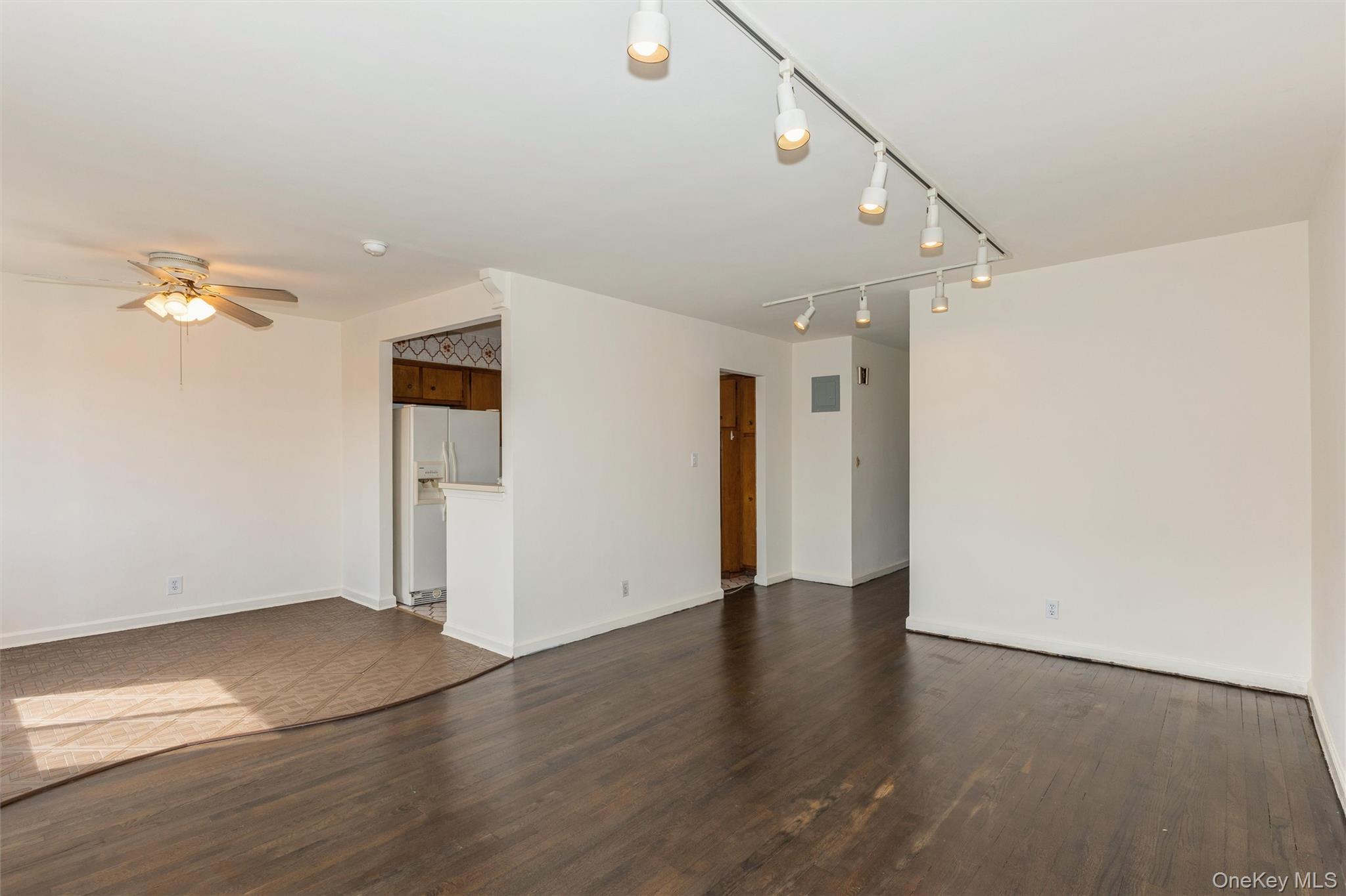 5104 67th Street Property Photo 28