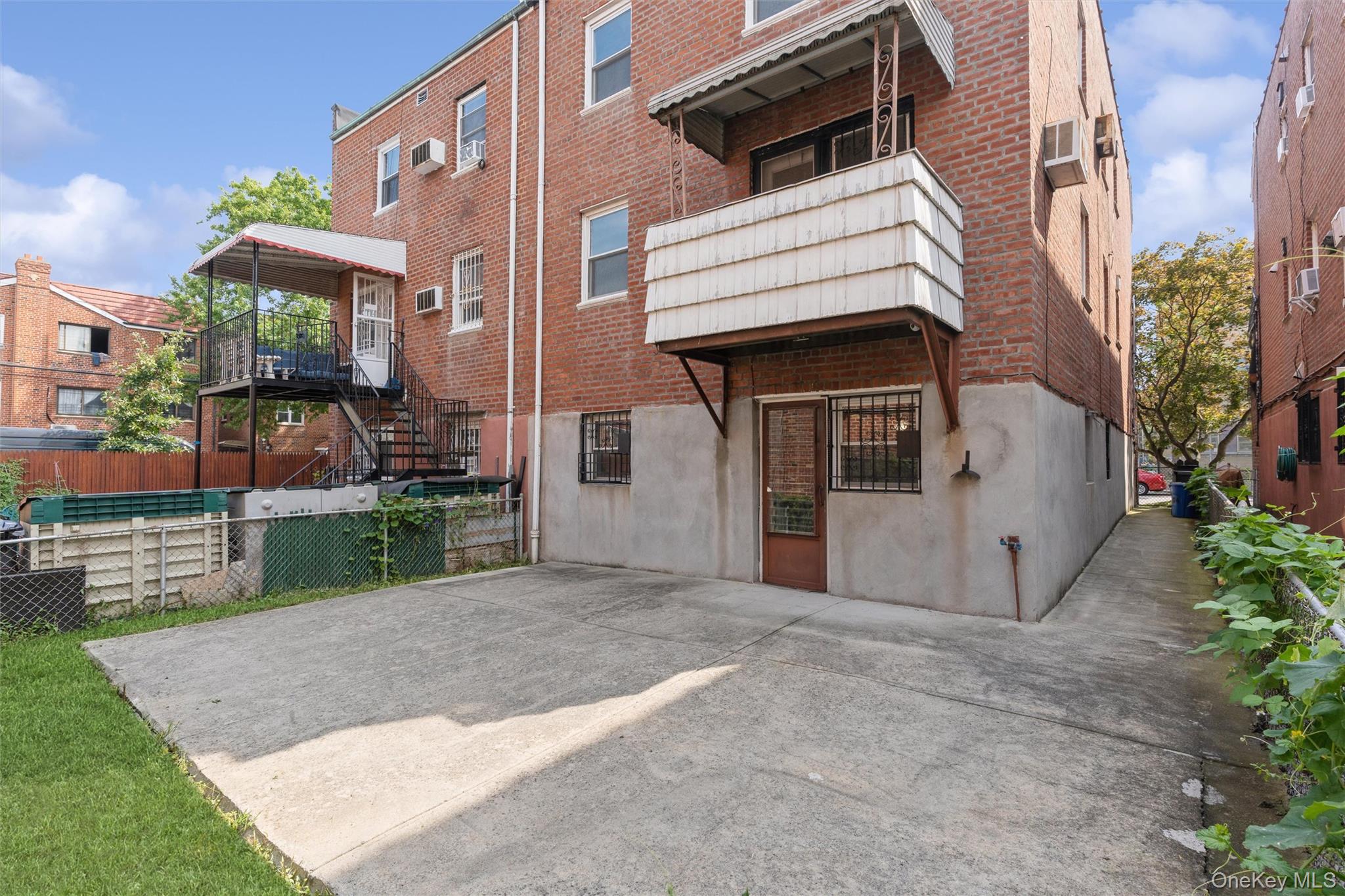 5104 67th Street Property Photo 42