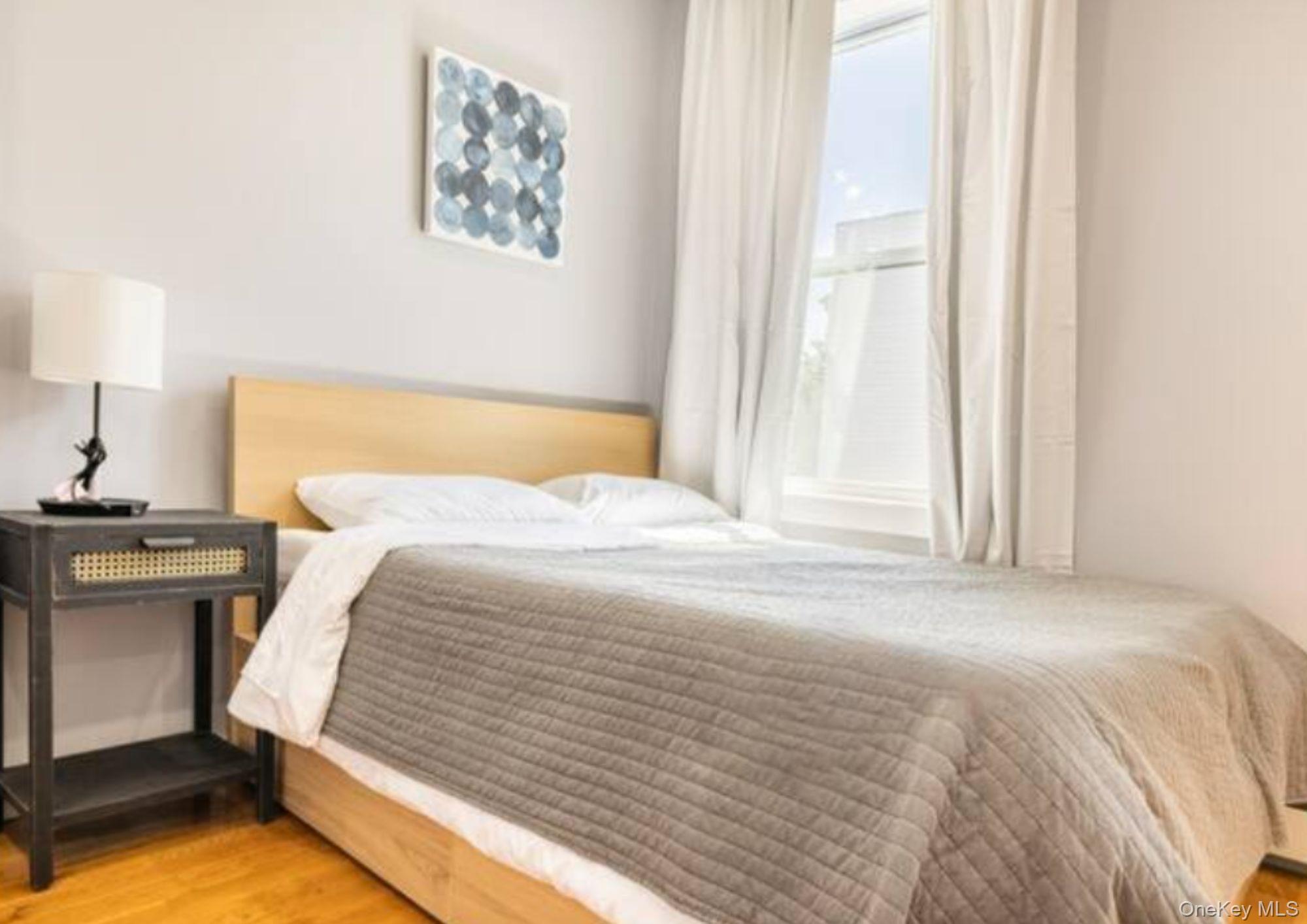 107 Utica Property Photo 10