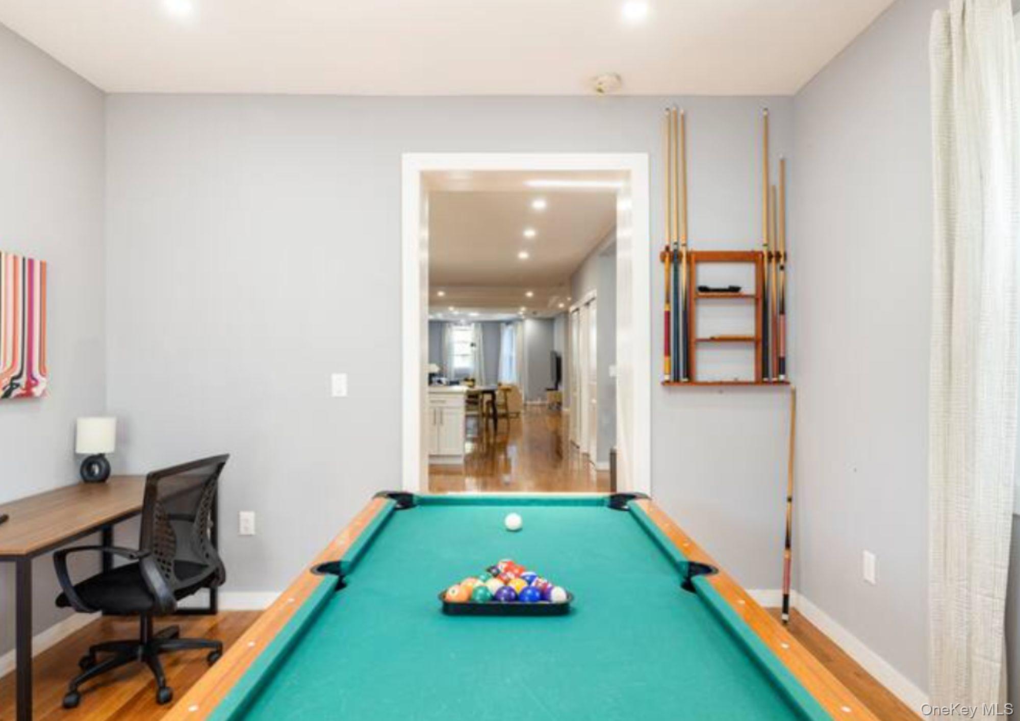 107 Utica Property Photo 17