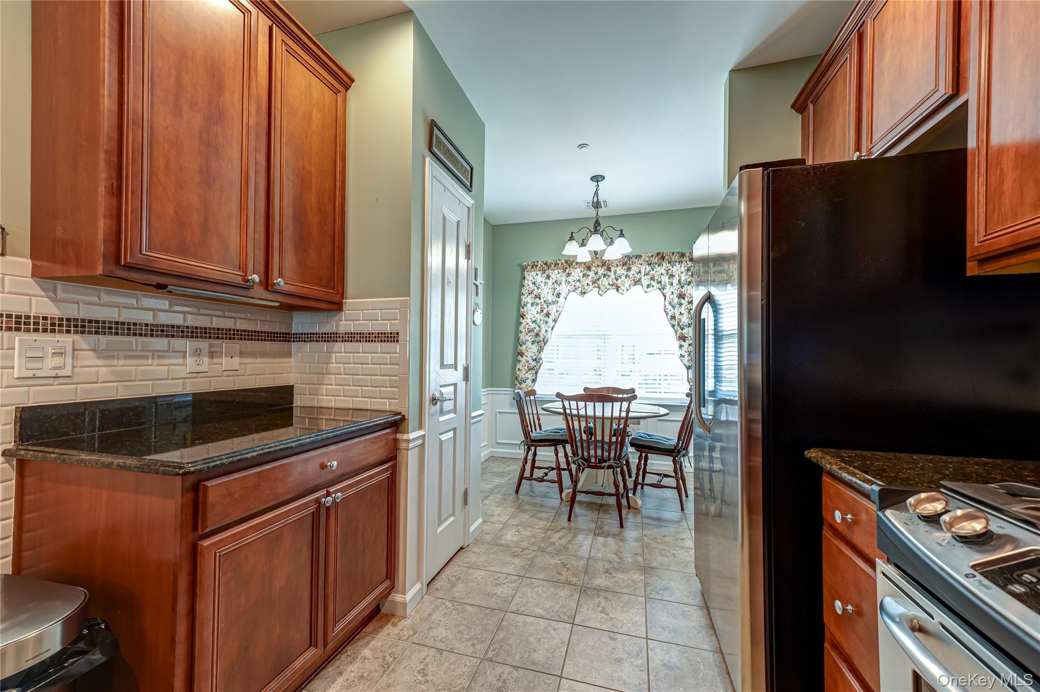 169 Southampton Drive Property Photo 4