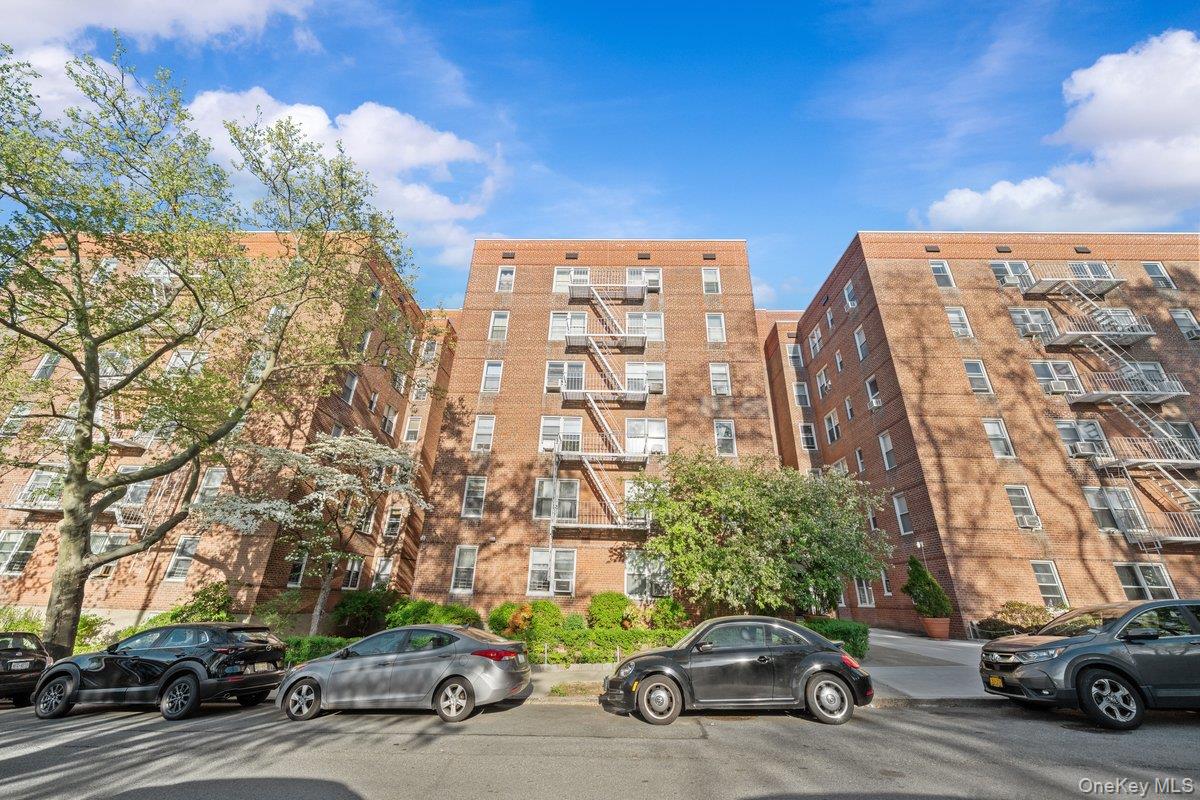 517 Riverdale Avenue 4d Property Photo 18