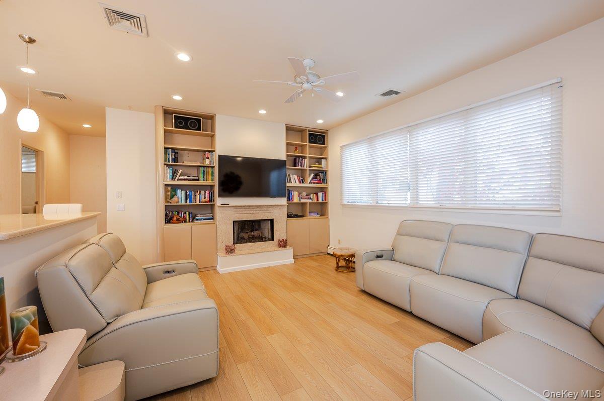 40 Cayuga Avenue Property Photo 10
