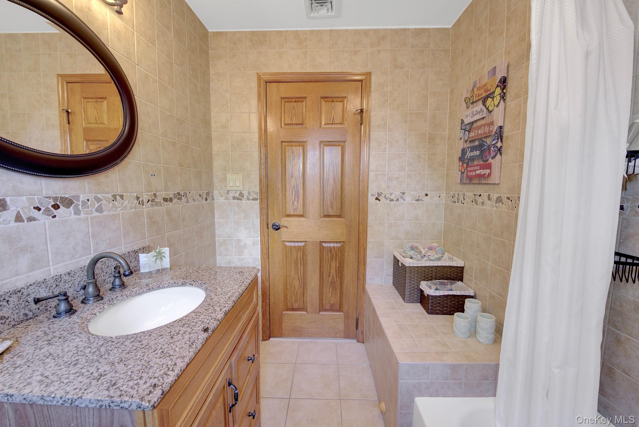 383 Marshall Street Property Photo 18