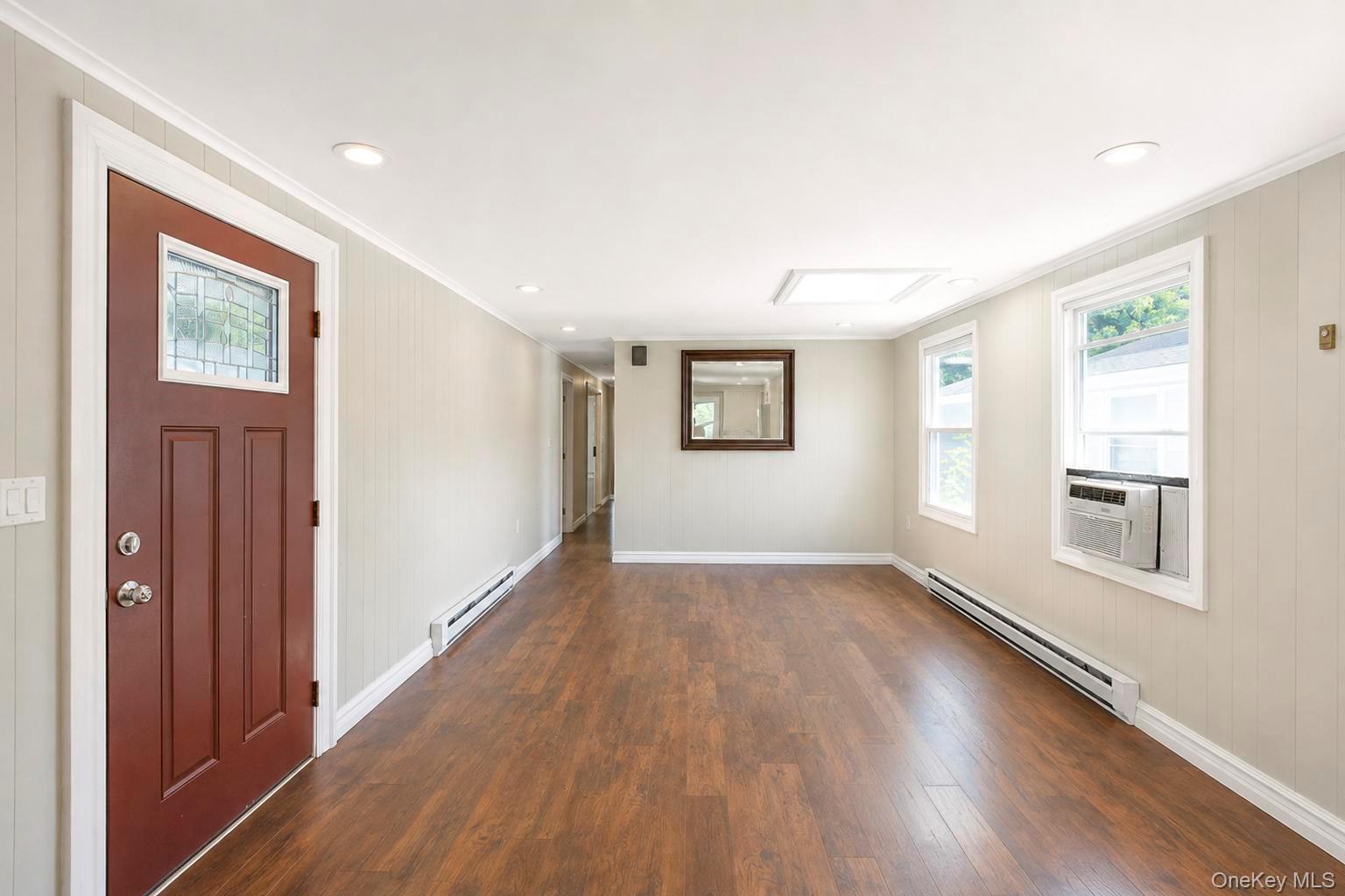 28 Greenwood Boulevard Property Photo 5