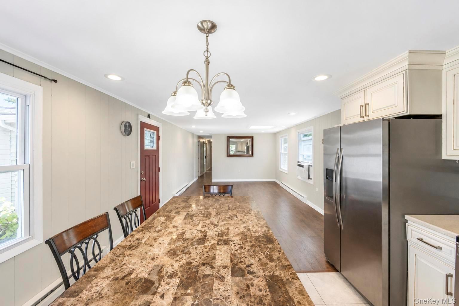 28 Greenwood Boulevard Property Photo 11