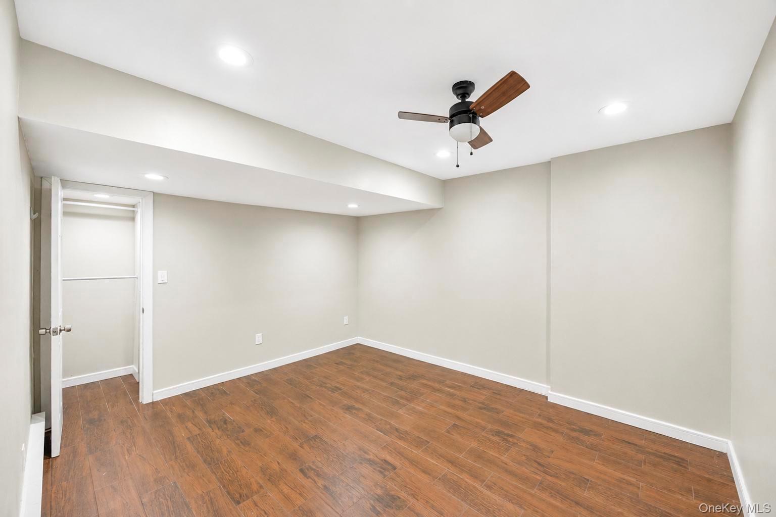 28 Greenwood Boulevard Property Photo 13