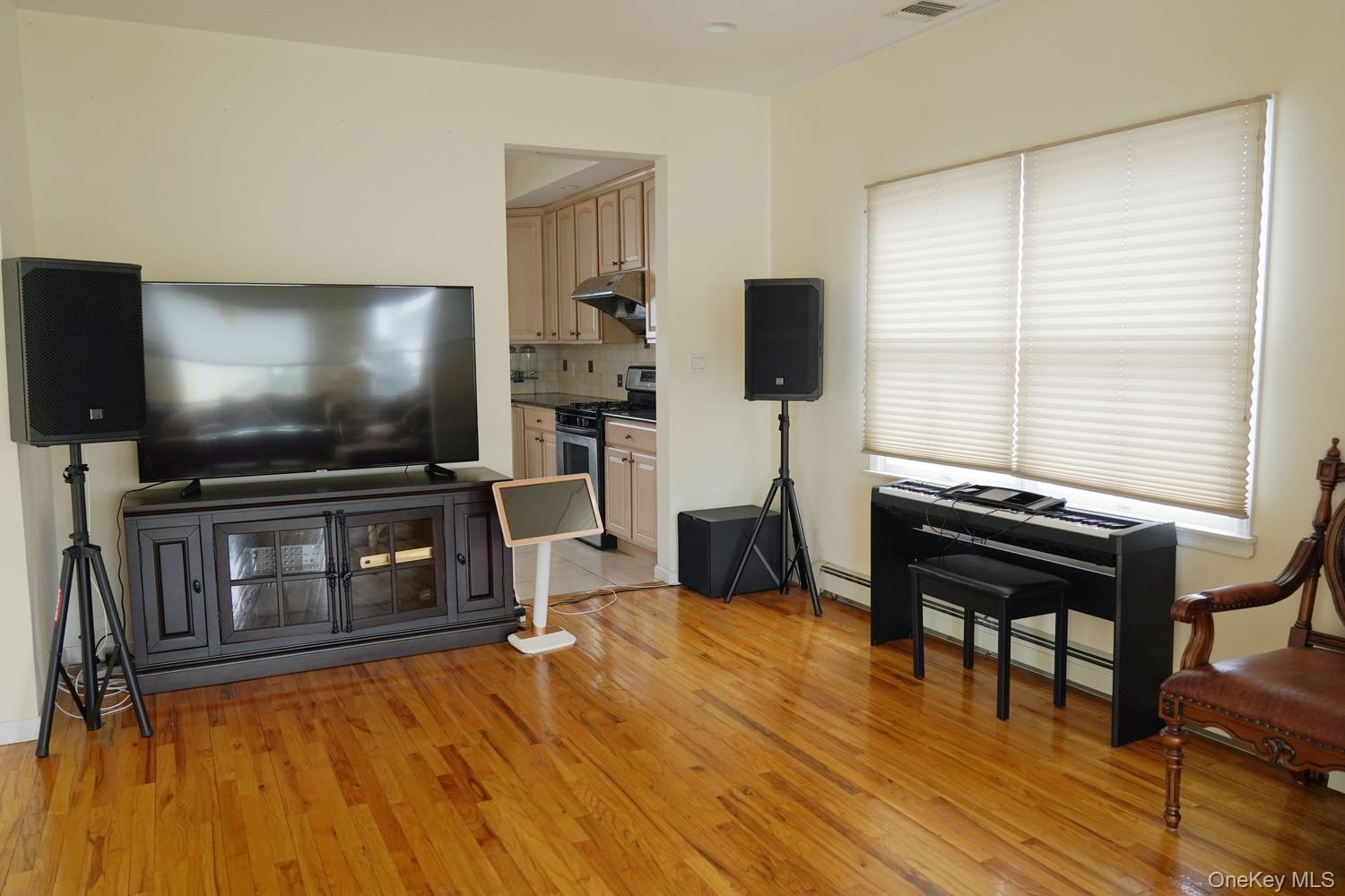 111 Fulton Avenue Property Photo 4