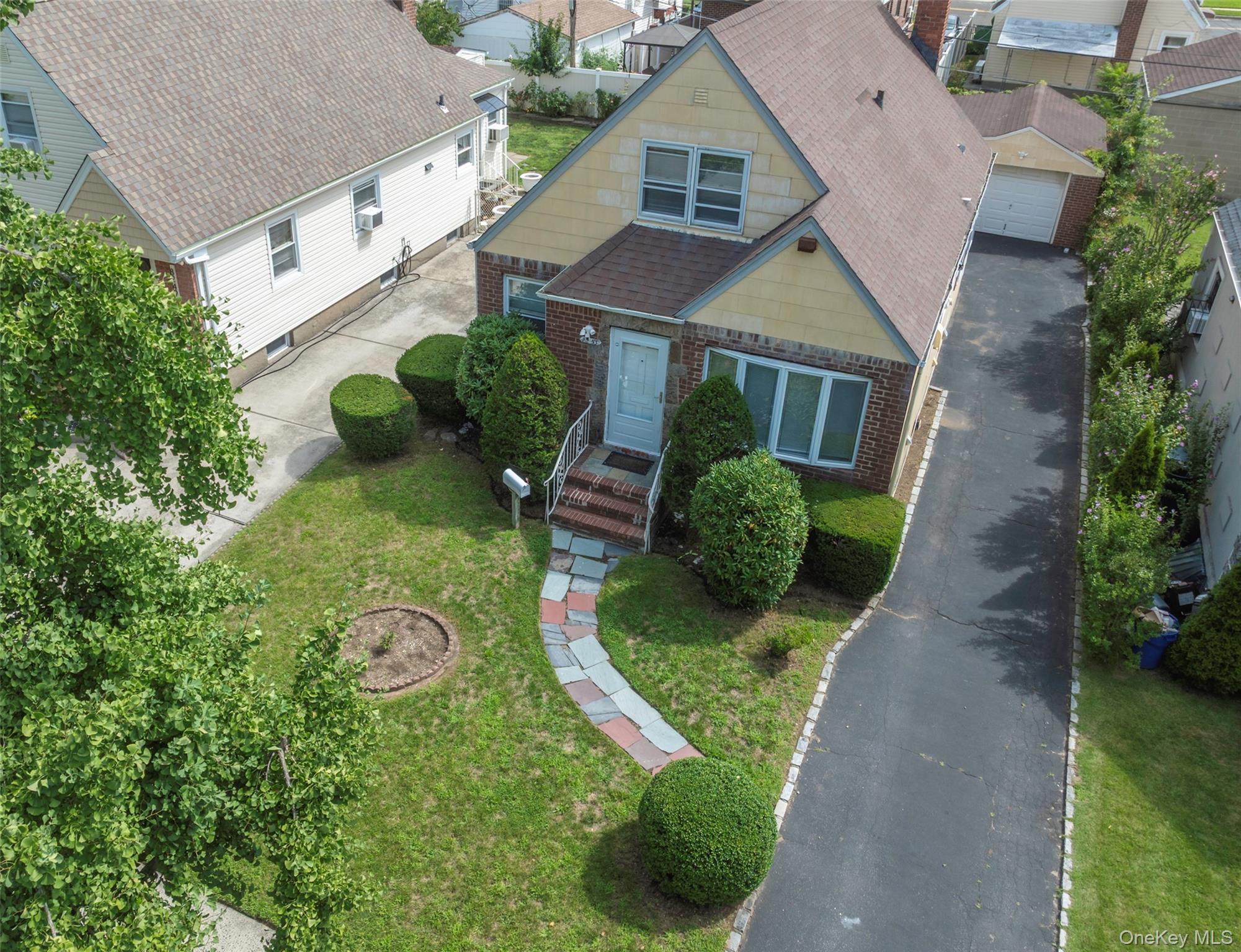 82-53 266th Street Property Photo 35