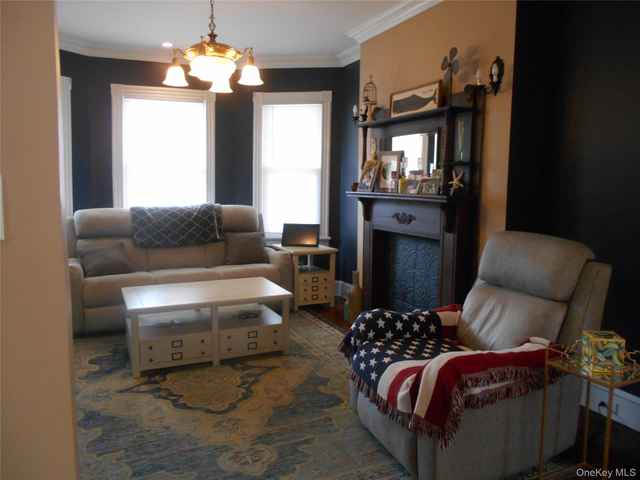 28 Centre Avenue Property Photo 5