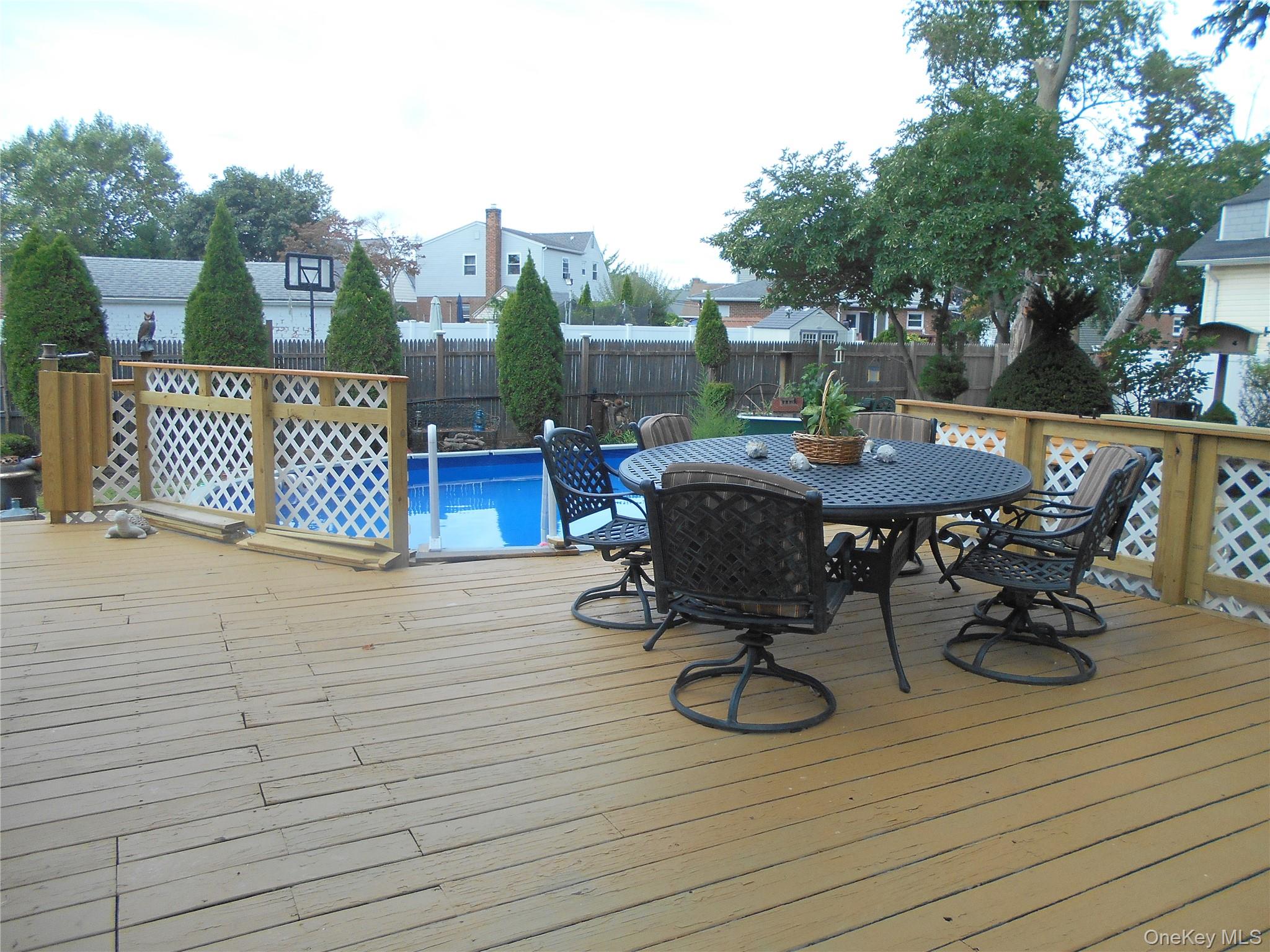 28 Centre Avenue Property Photo 21