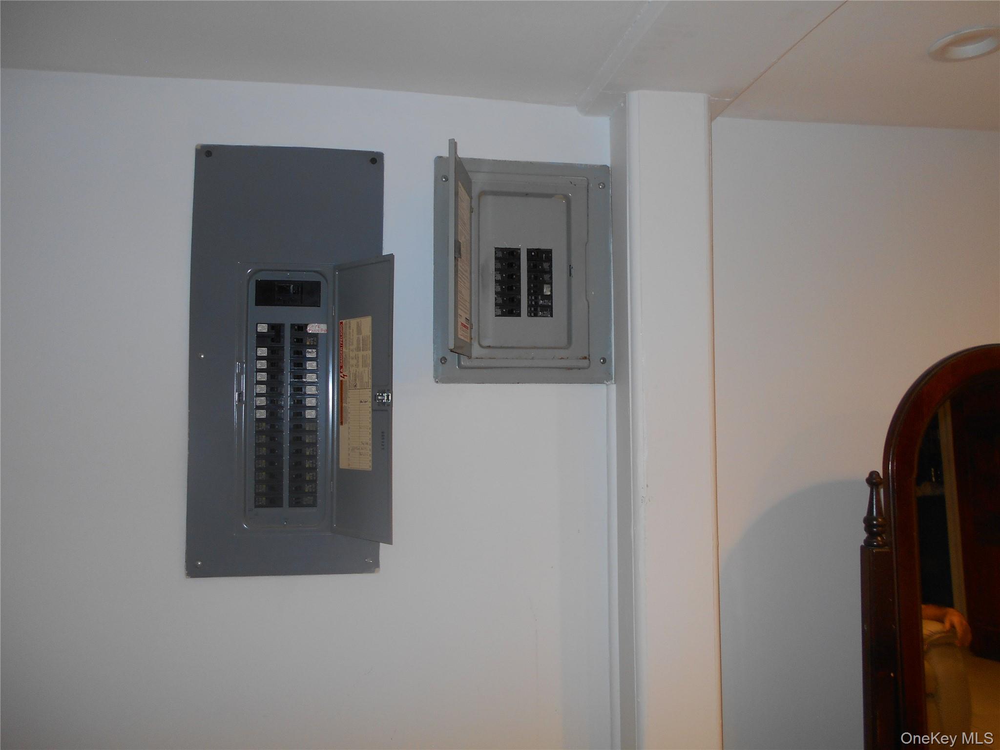 28 Centre Avenue Property Photo 23
