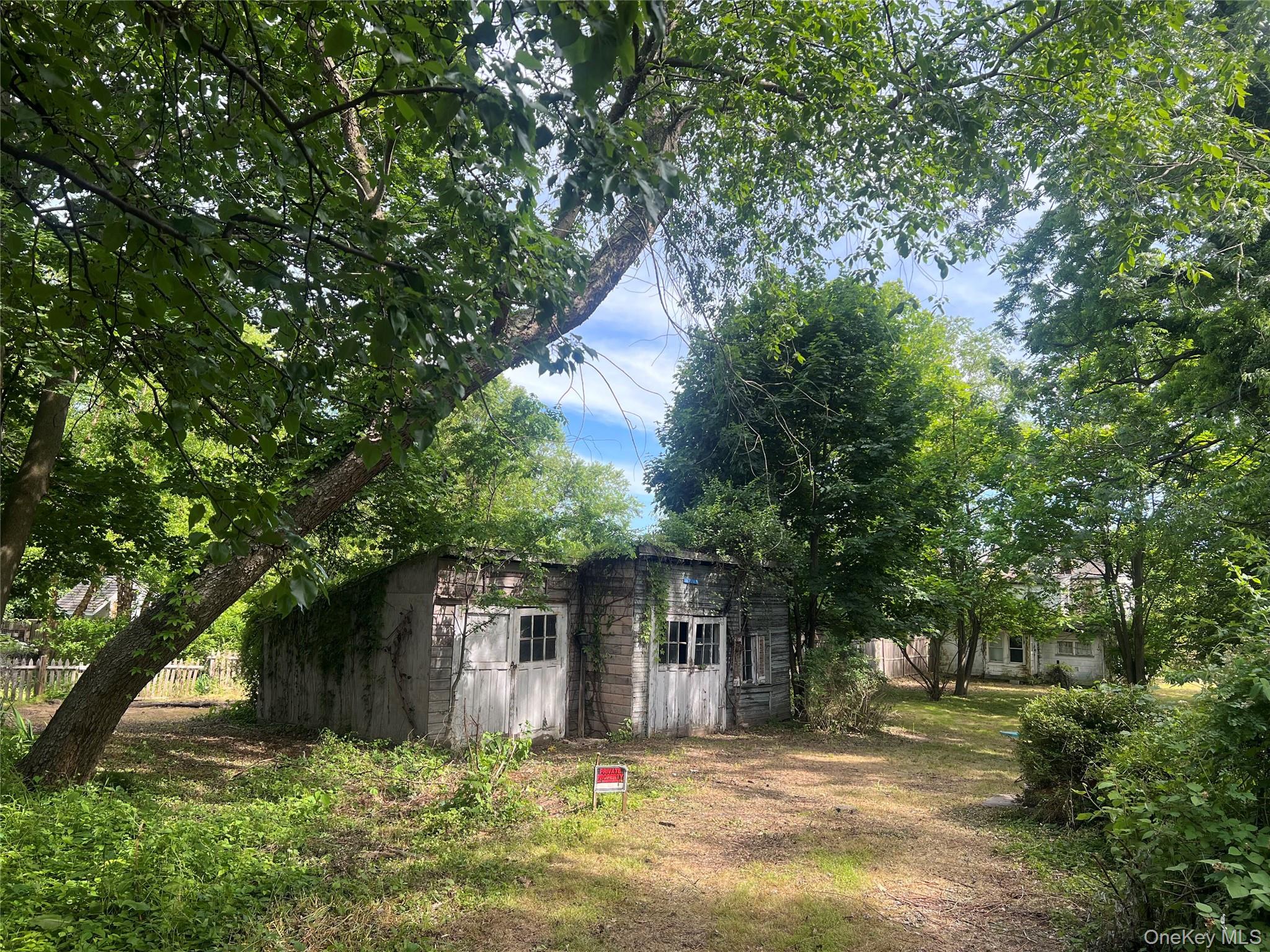 112 Paradise Avenue Property Photo 13